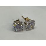 9 ct gold CZ stud earrings