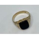 9 ct gold onyx ring