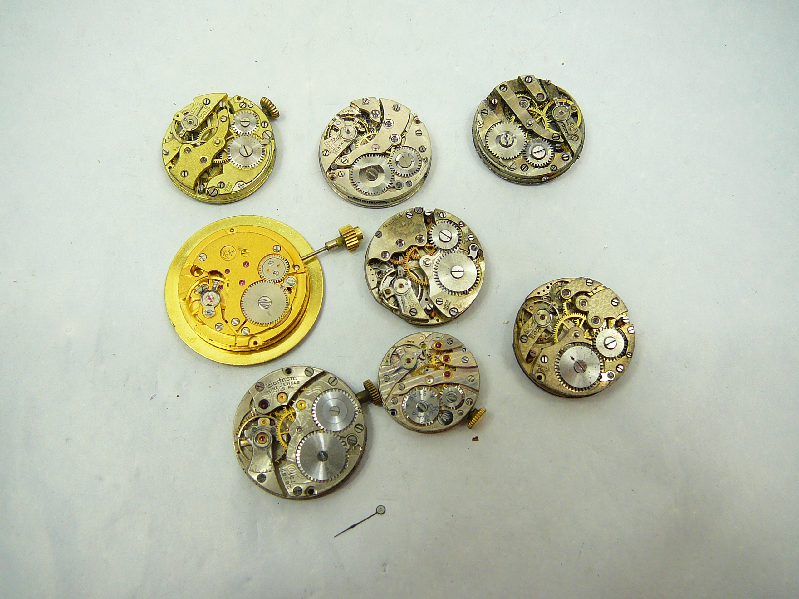 Assorted watch movements - Image 2 of 2