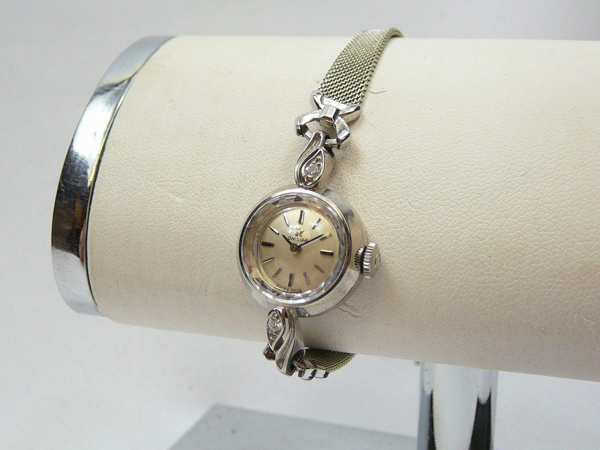 Ladies Vintage Omega Wrist Watch