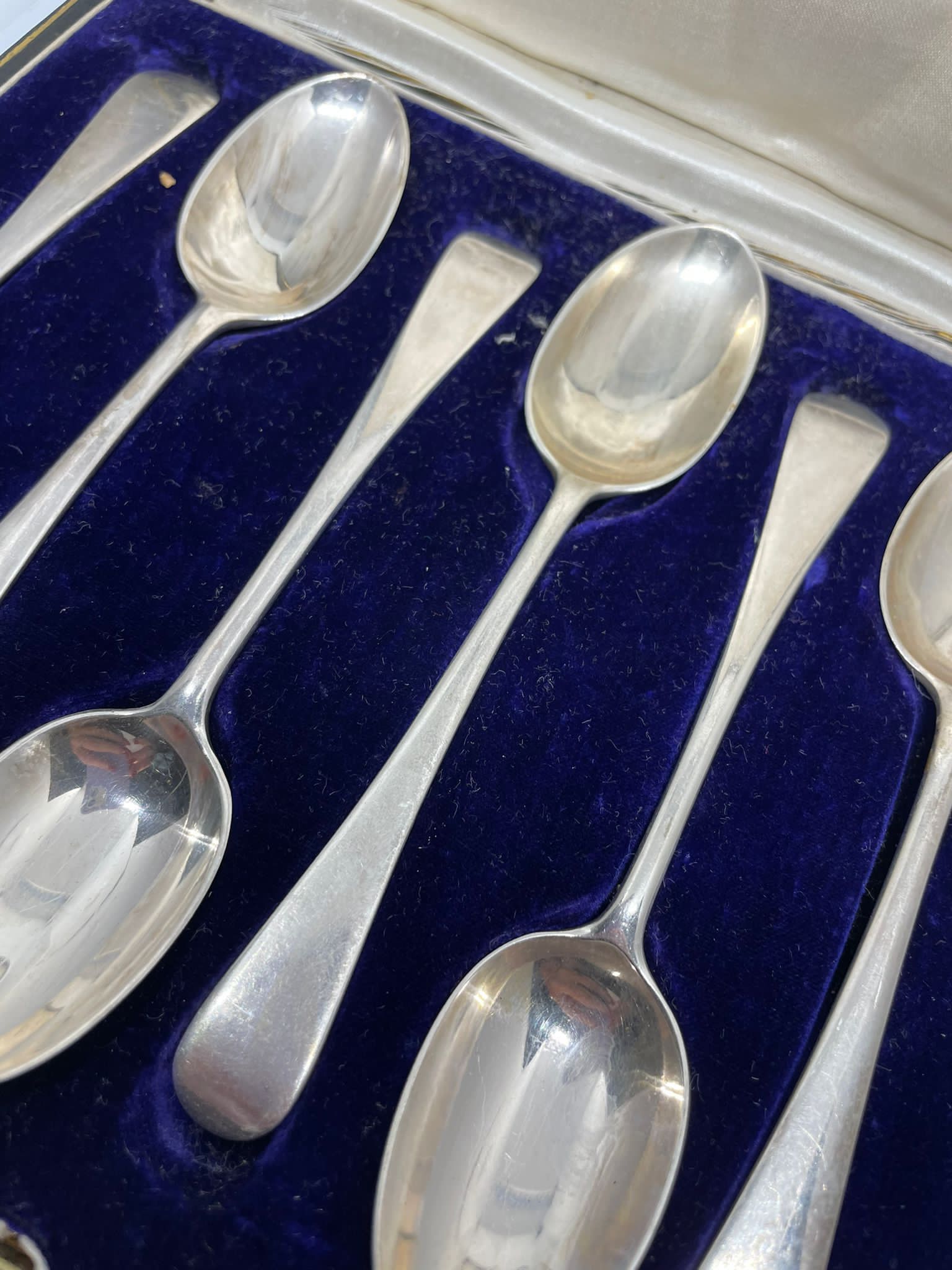 Sterling silver boxed tea spoons x 6