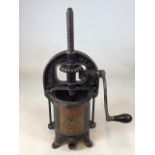 A vintage Enterprise fruit press, size No 25 - 4 quarts W:28cm x H:44cm