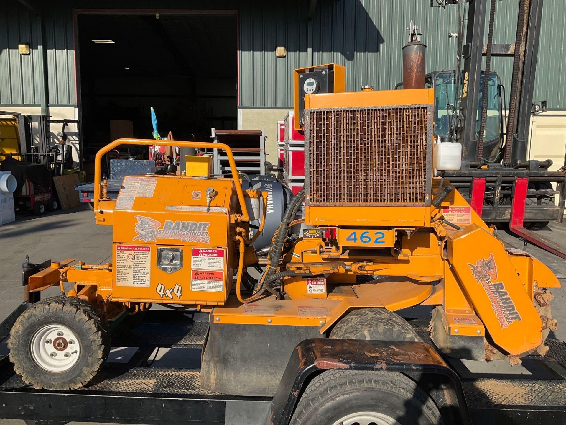 BANDIT STUMP GRINDER 2100SP W/TRAILER, LOW HRS SHOWING, DIESEL, CATERPILLAR MOTOR, 4x4, - Image 25 of 36