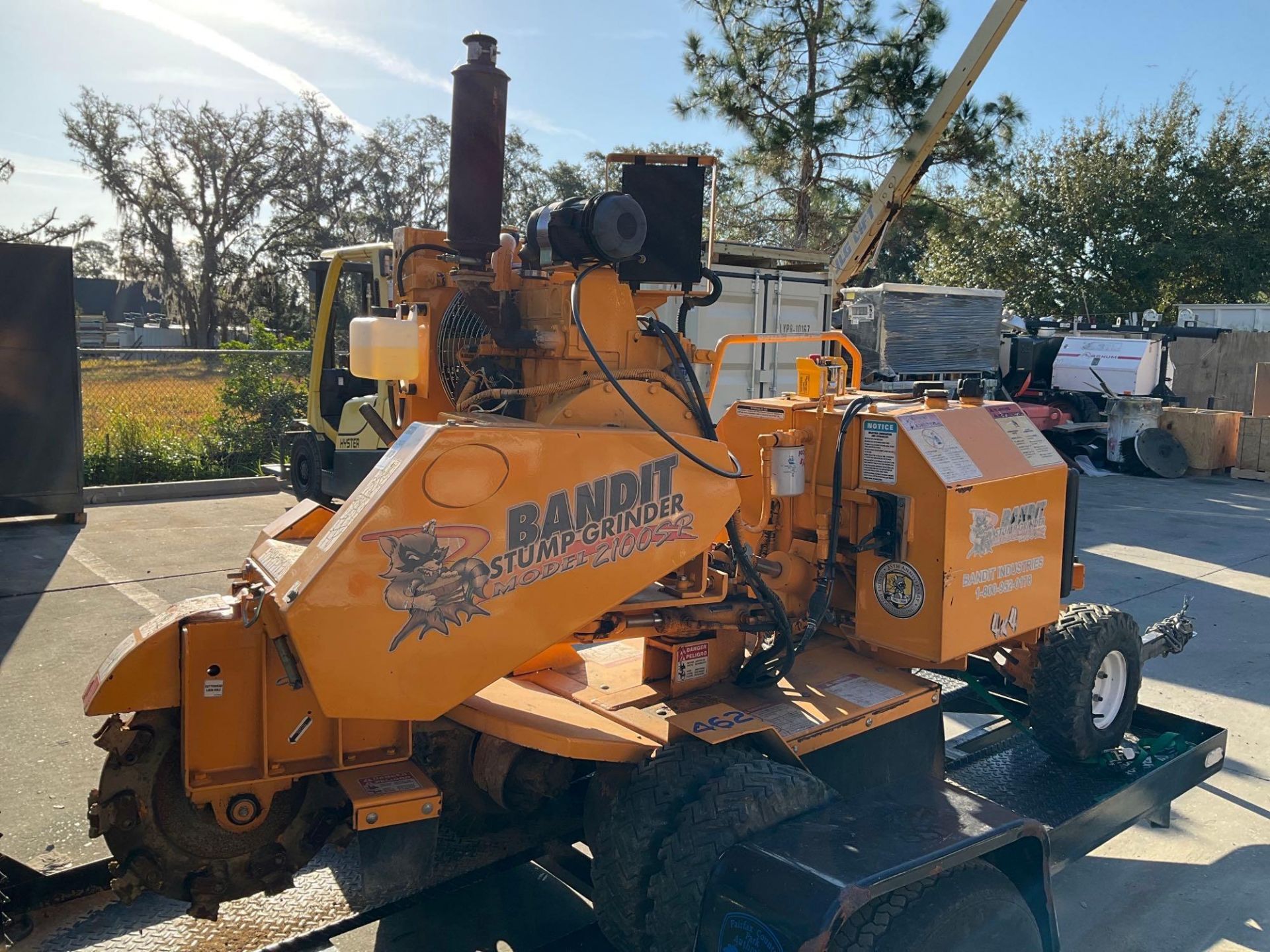 BANDIT STUMP GRINDER 2100SP W/TRAILER, LOW HRS SHOWING, DIESEL, CATERPILLAR MOTOR, 4x4, - Image 21 of 36