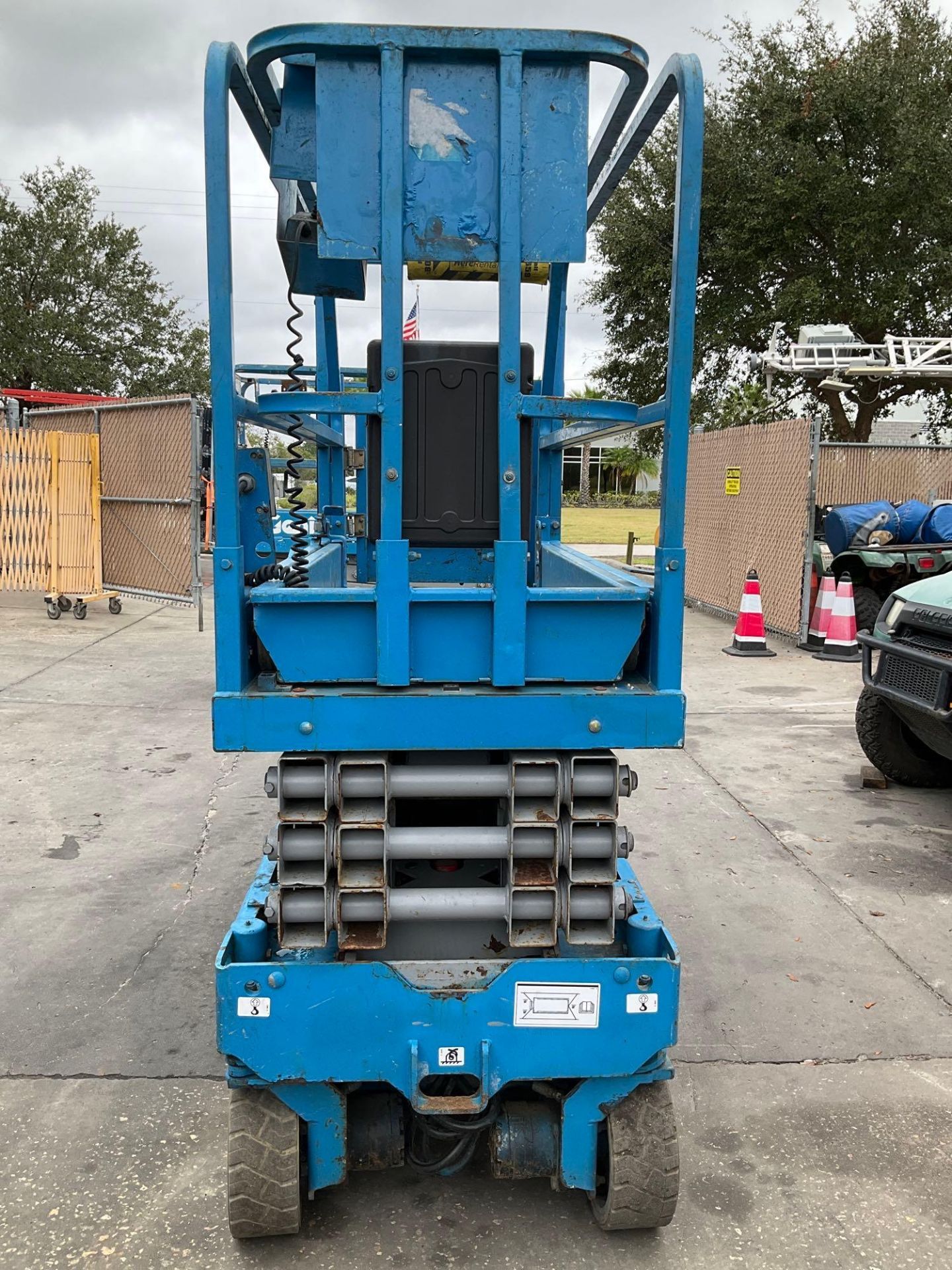 GENIE SCISSOR LIFT MODEL GS1930, ELECTRIC, APPROX MAX PLATFORM HEIGHT 19FT, BUILT IN BATTERY CHARGER - Image 8 of 16