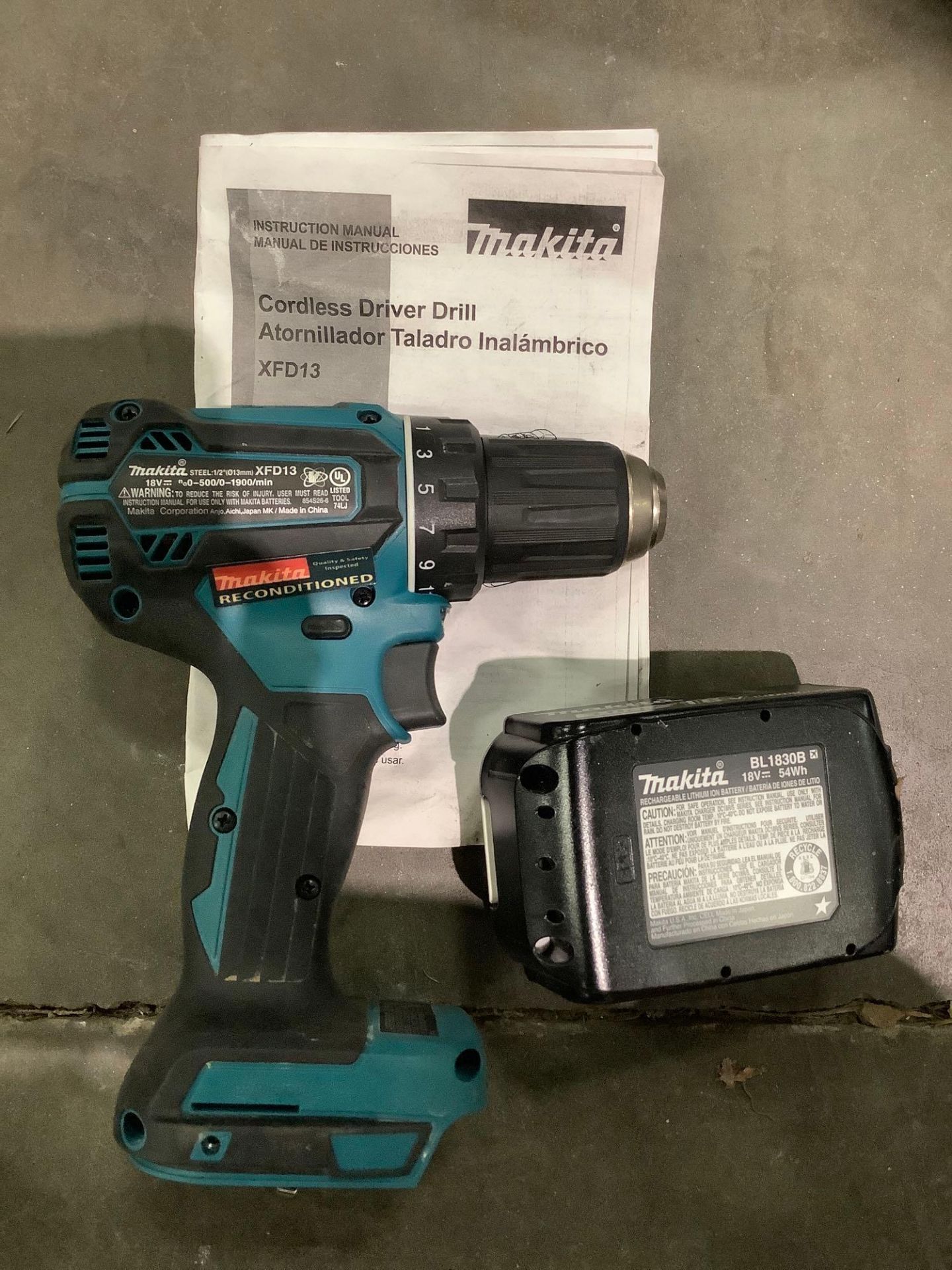 ( 1 )MAKITA BRUSHLESS CORDLESS DRIVER DRILL MODEL XFD13, RECONDITION , ( 1 ) 18V LITHIUM ION BATTERY - Image 3 of 9