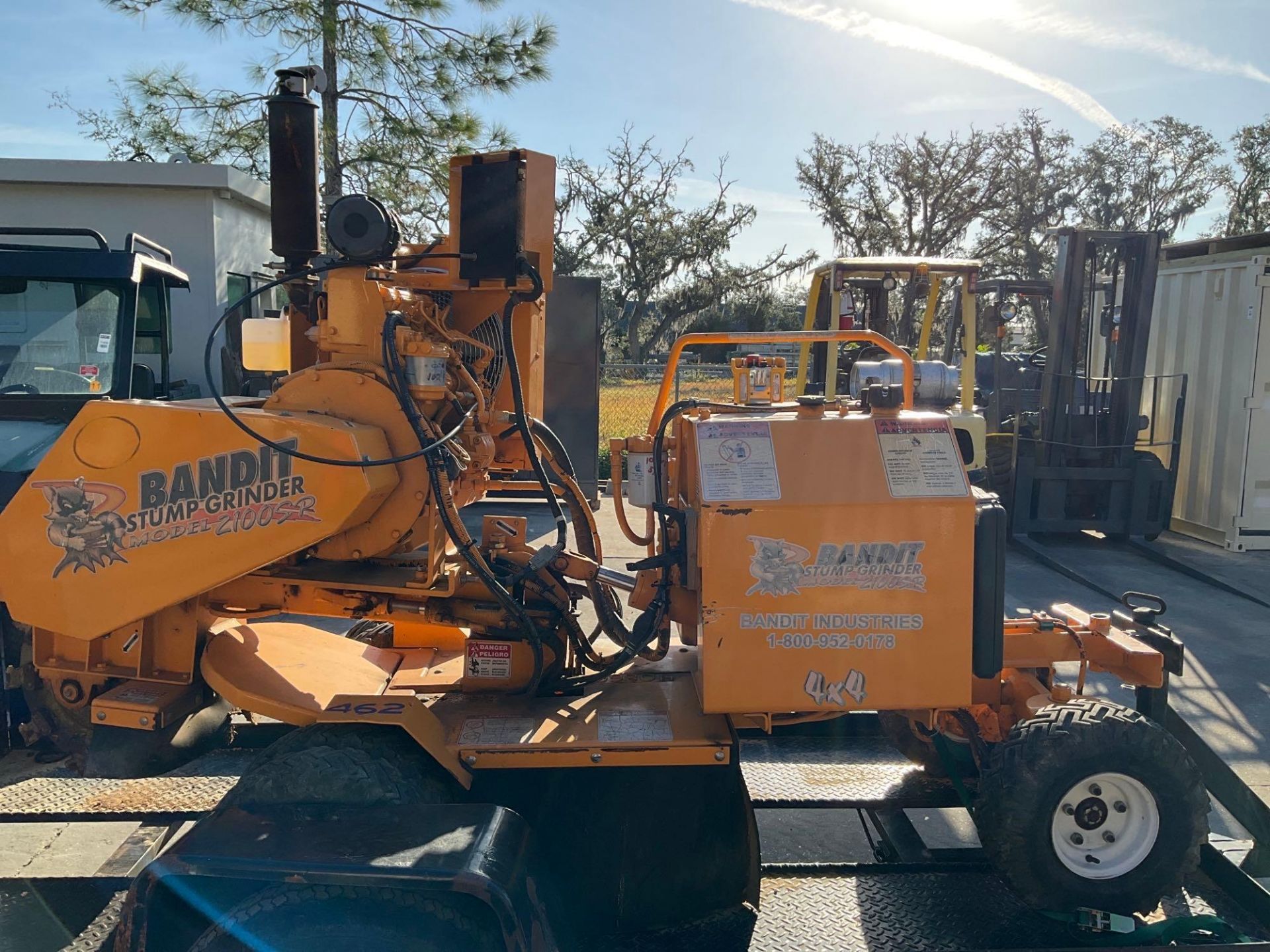 BANDIT STUMP GRINDER 2100SP W/TRAILER, LOW HRS SHOWING, DIESEL, CATERPILLAR MOTOR, 4x4, - Image 17 of 36