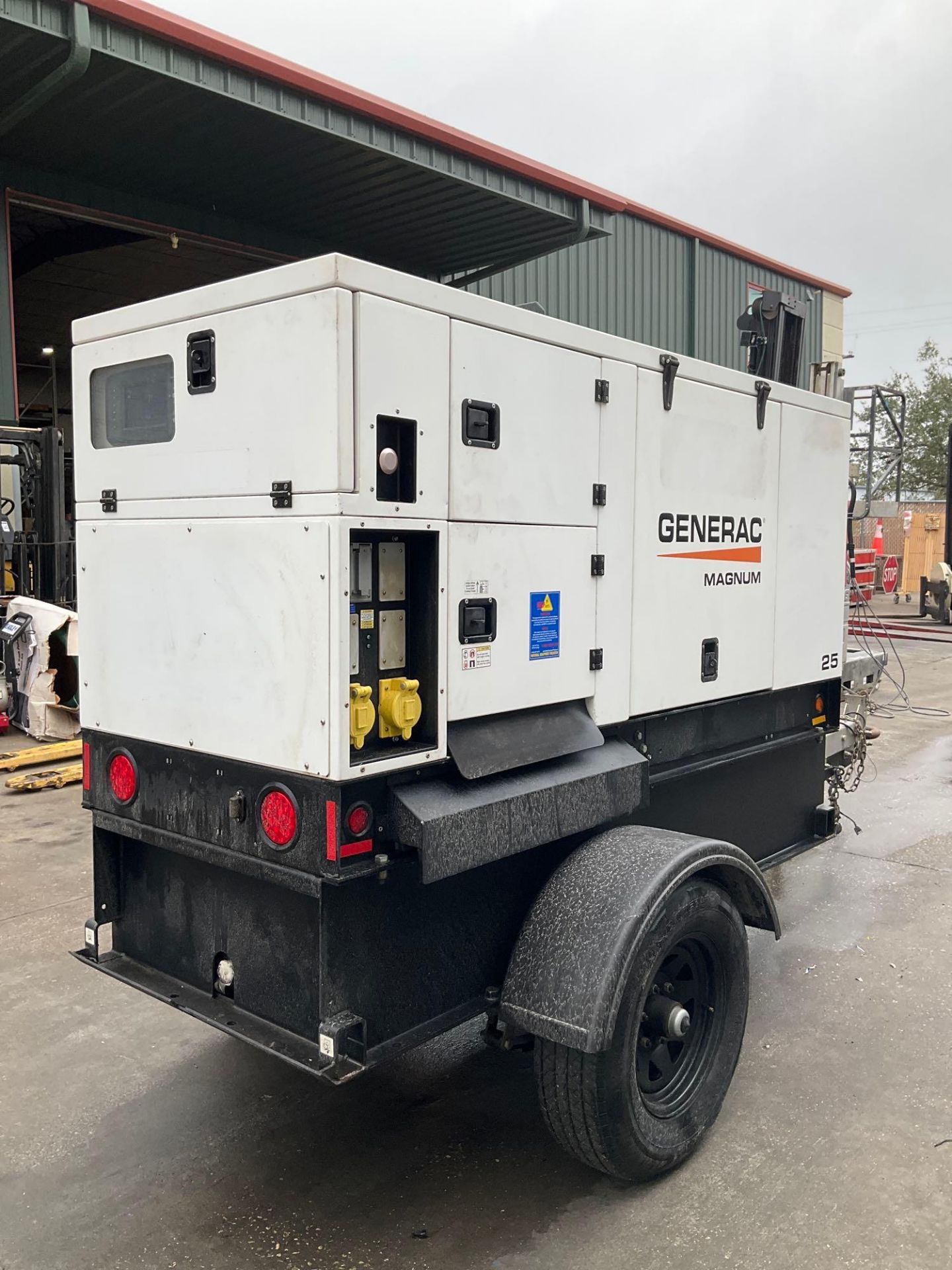 2018 GENERAC MAGNUM GENERATOR MODEL MMG25IF4, TRAILER MOUNTED, ISUZU ENGINE, DIESEL, APPROX PHASE 1/ - Image 15 of 30