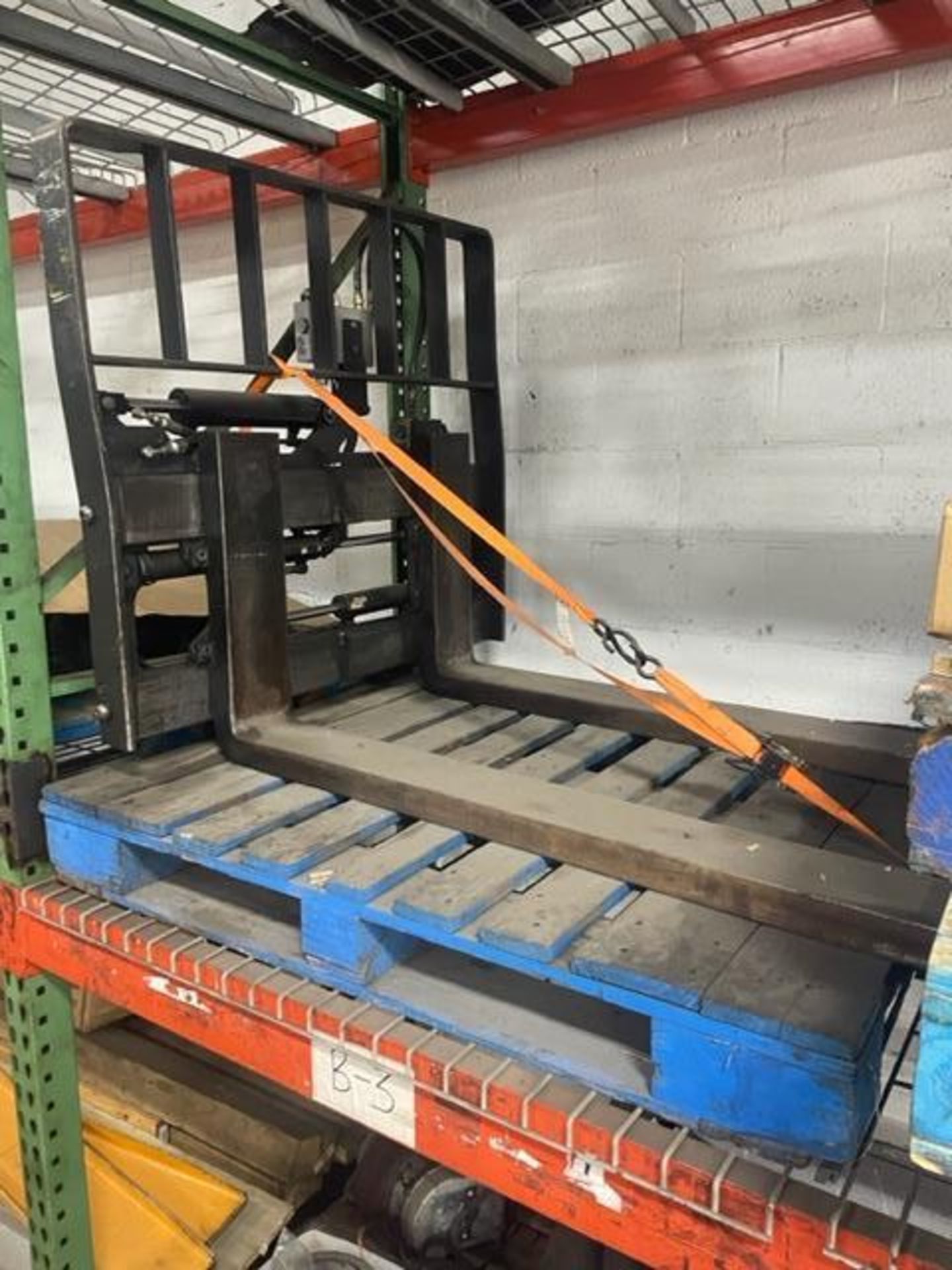 CASCADE CLASS II FORK POSITION FORKLIFT ATTACHMENT WITH 78" FORKS MODEL 55F-MS