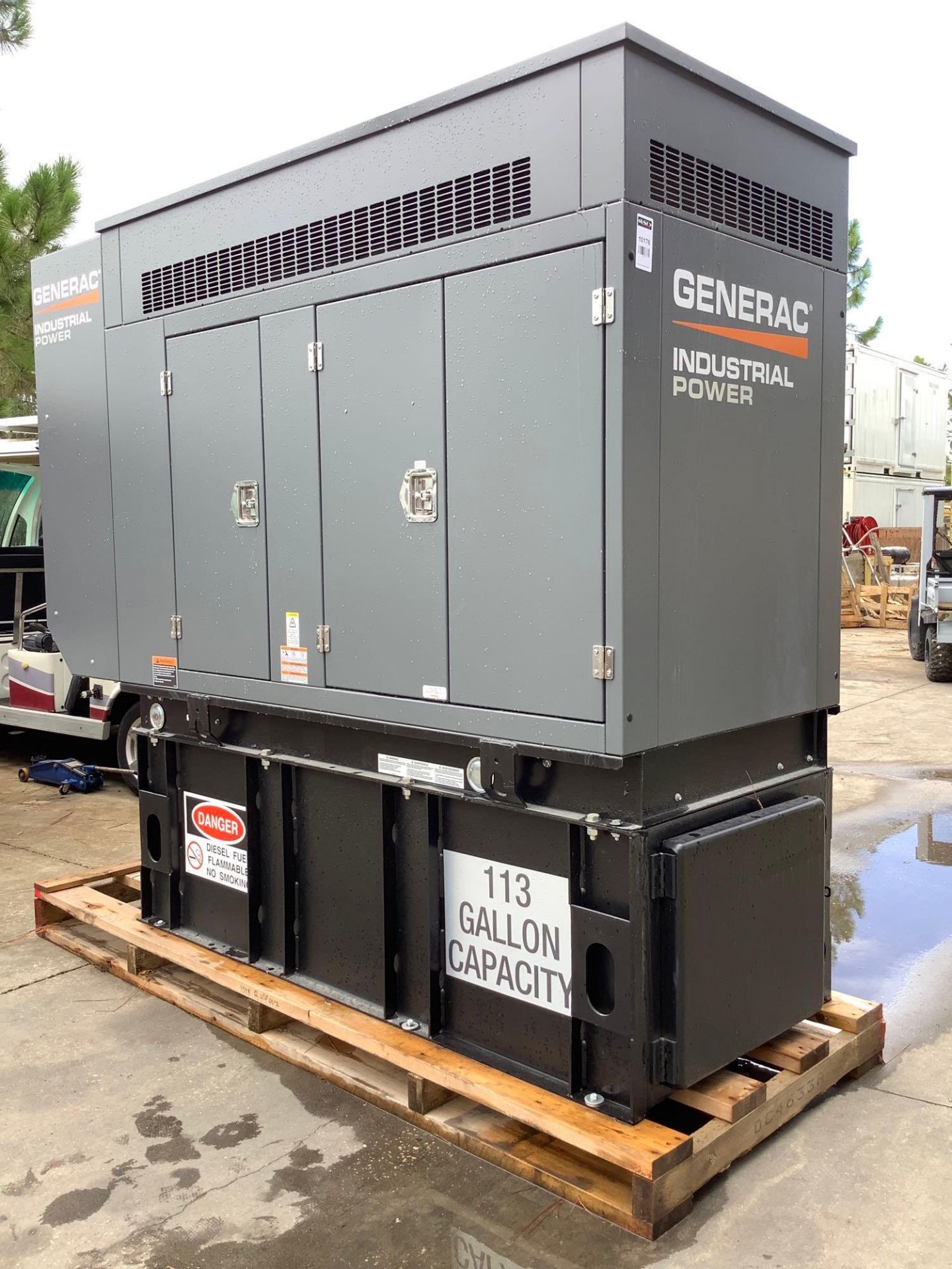 UNUSED GENERAC INDUSTRIAL POWER GENERATOR MODEL SD010, DIESEL , APPROX 10 KW, APPROX 60HZ, PHASE 1, - Image 12 of 23