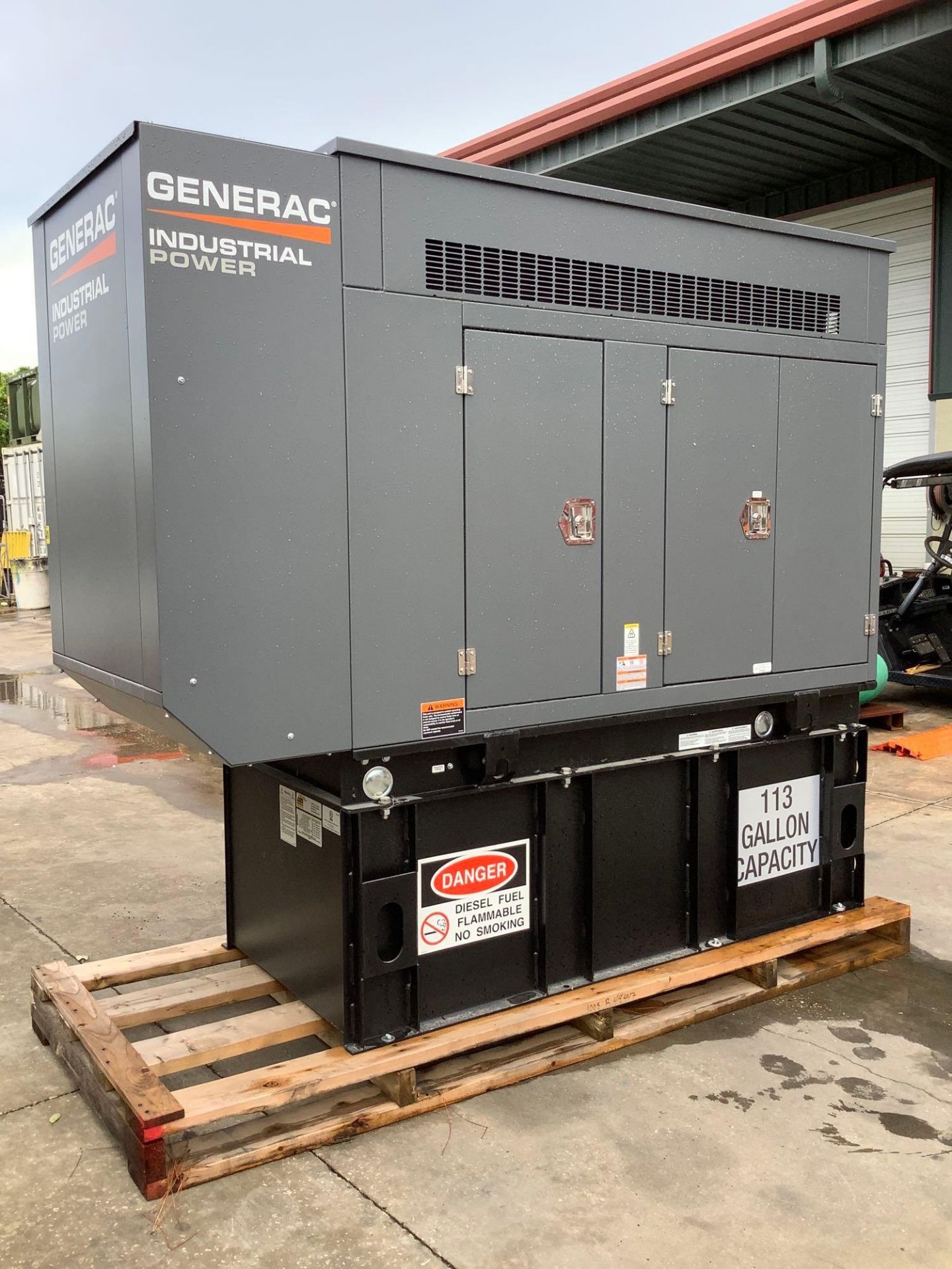 UNUSED GENERAC INDUSTRIAL POWER GENERATOR MODEL SD010, DIESEL , APPROX 10 KW, APPROX 60HZ, PHASE 1,