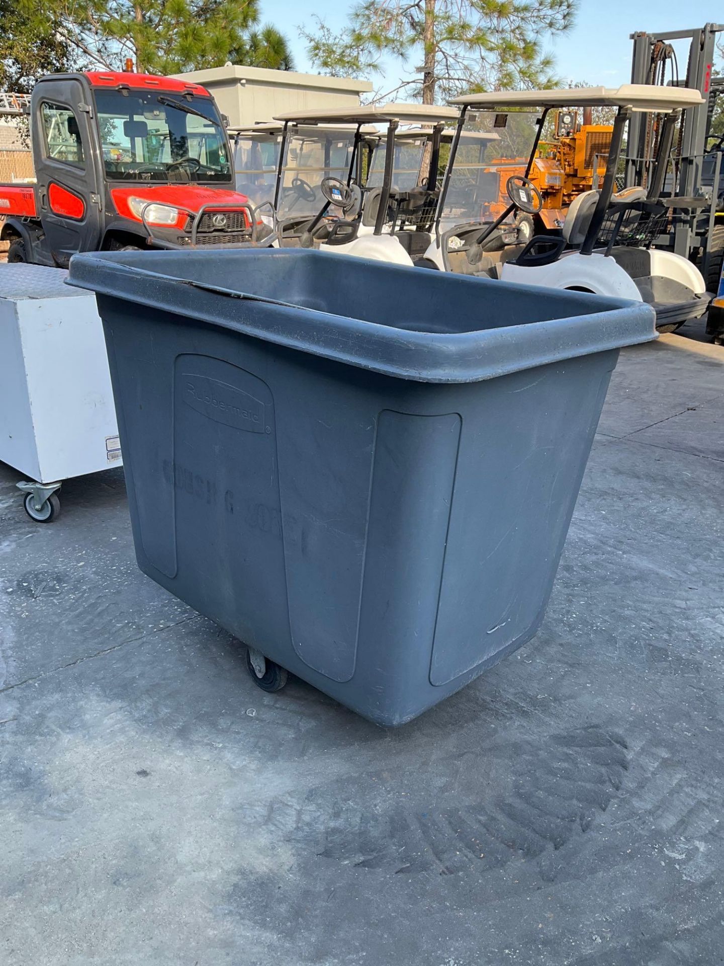 RUBBERMAID 4616 CUBE BIN ON WHEELS , APPROX 43” W x 28” L x 38” T - Image 3 of 6