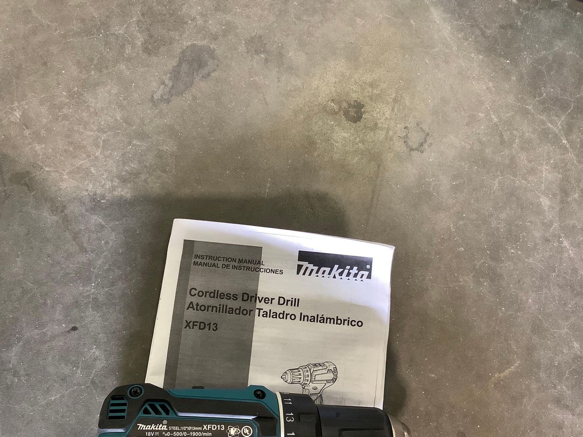 ( 1 )MAKITA BRUSHLESS CORDLESS DRIVER DRILL MODEL XFD13, RECONDITION , ( 1 ) 18V LITHIUM ION BATTERY - Image 3 of 9