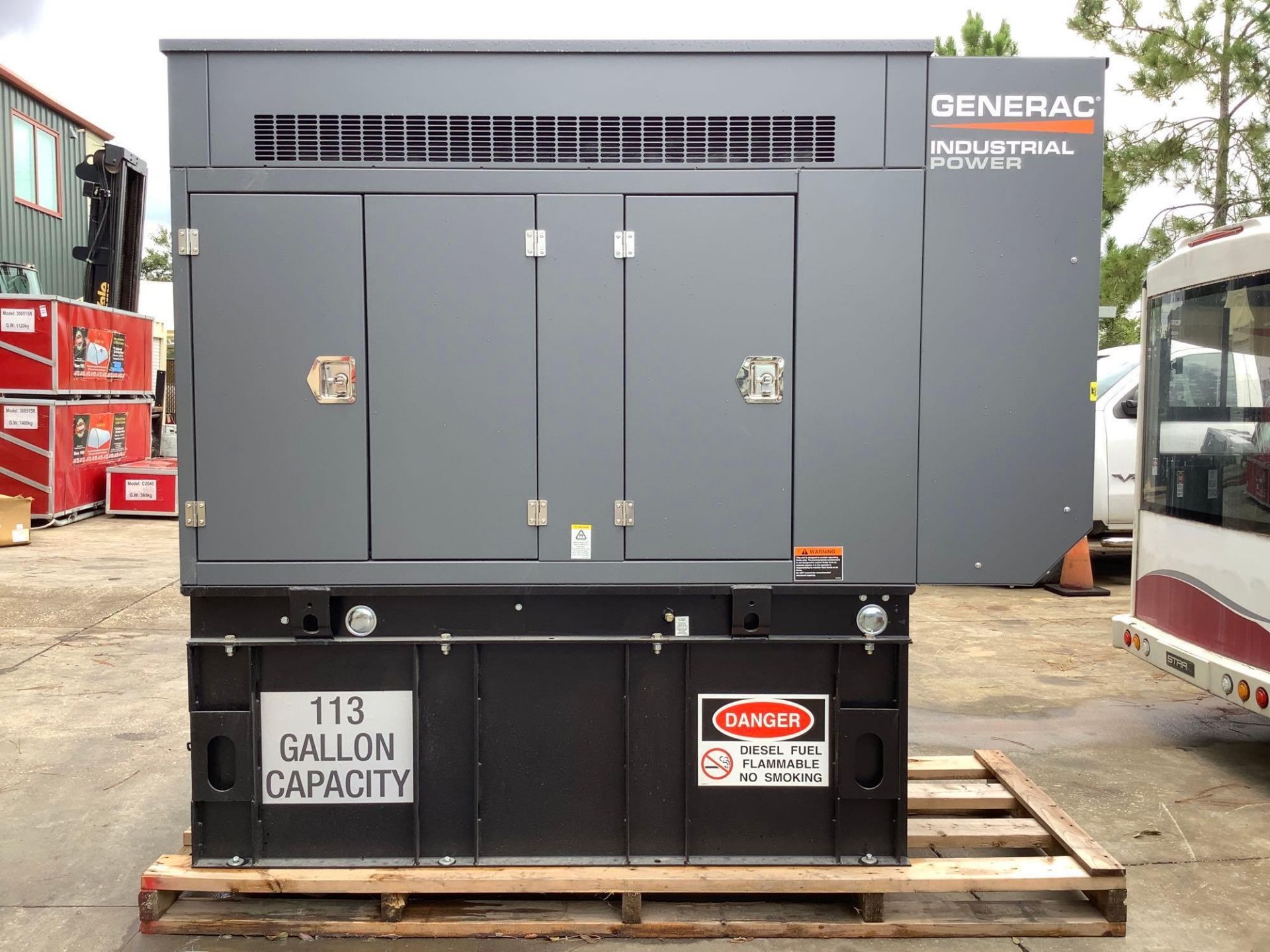 UNUSED GENERAC INDUSTRIAL POWER GENERATOR MODEL SD010, DIESEL , APPROX 10 KW, APPROX 60HZ, PHASE 1, - Image 15 of 23