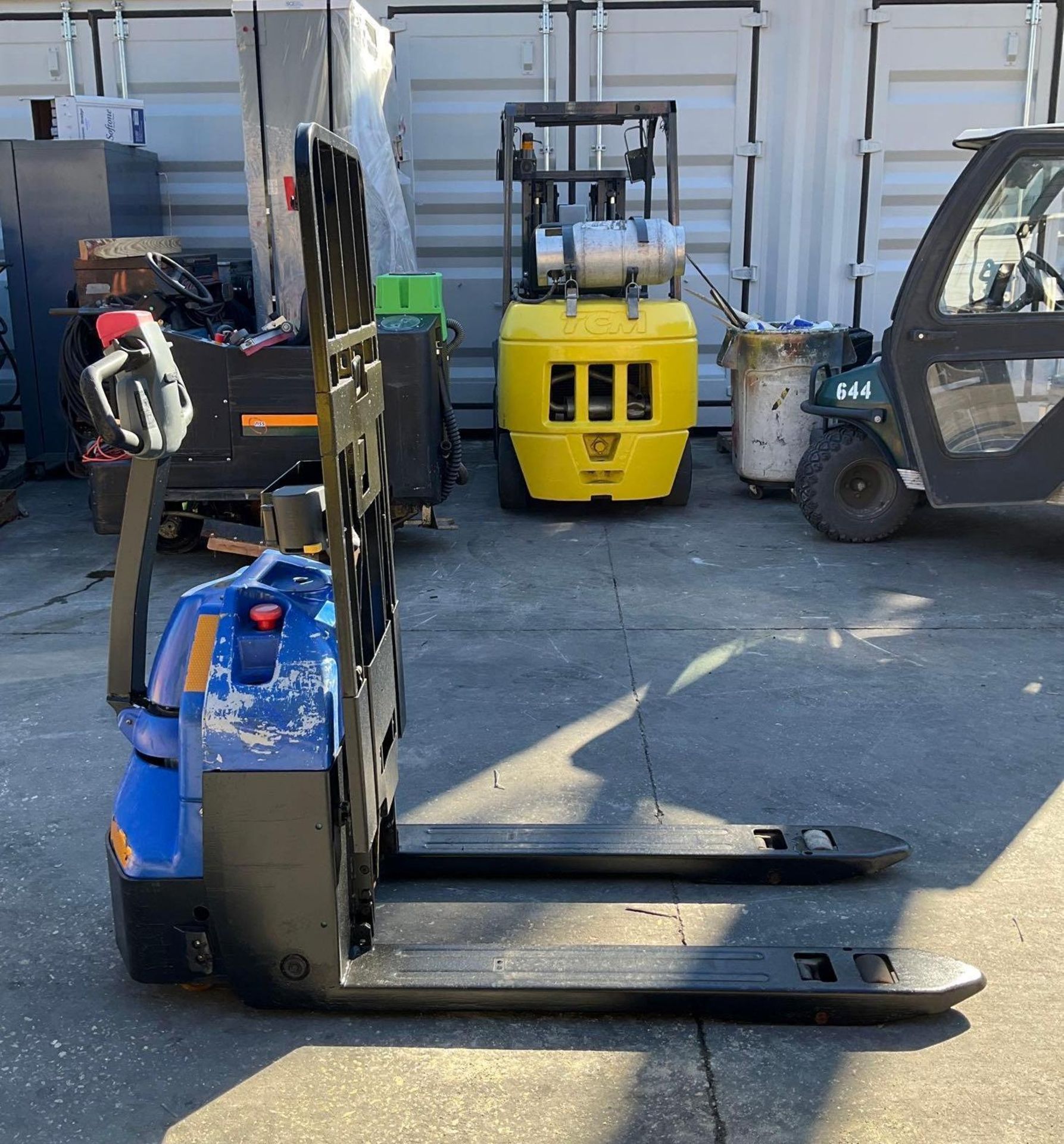 2017 BIG JOE PALLET JACK MODEL EZ-40, ELECTRIC , APPROX MAX CAPACITY 4000, BUILT IN BATTERY CHARGER,