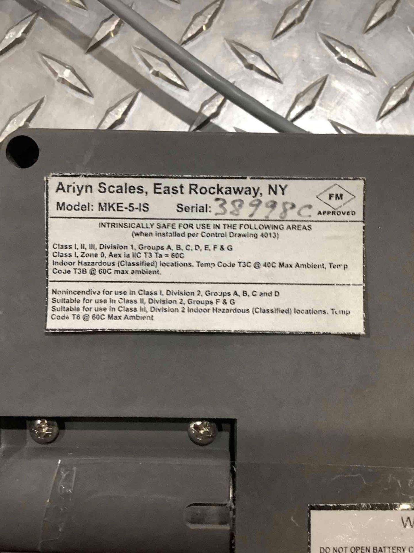 LOT OF 2 ARLYN P5 38998 SCALE PLATFORM W/ MKE-5-IS DIGITAL INDICATOR CAP 500 LBS CDM - Image 7 of 7