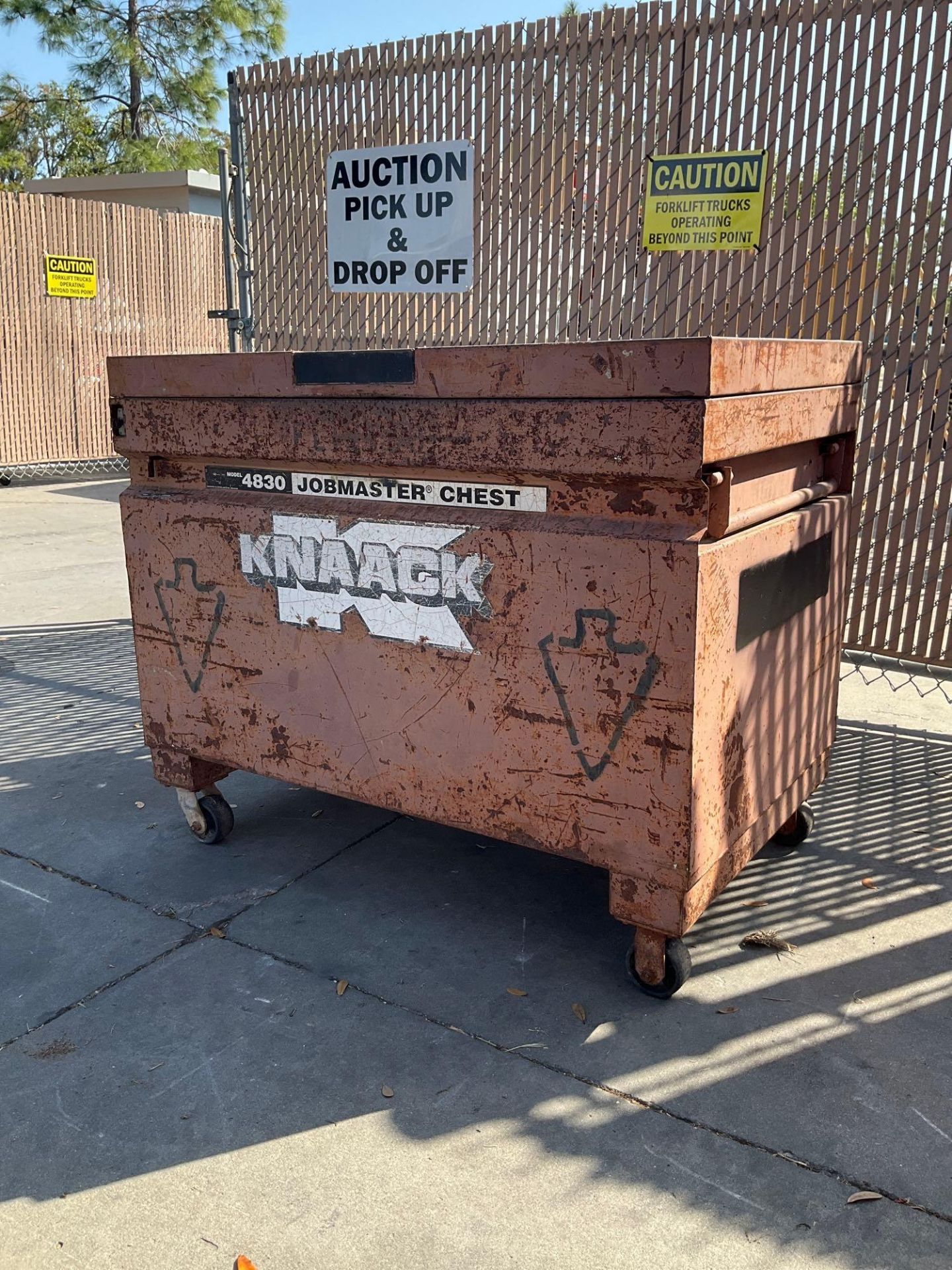 KNACK JOBMASTER CHEST INDUSTRIAL TOOL BOX ON WHEELS MODEL 4830