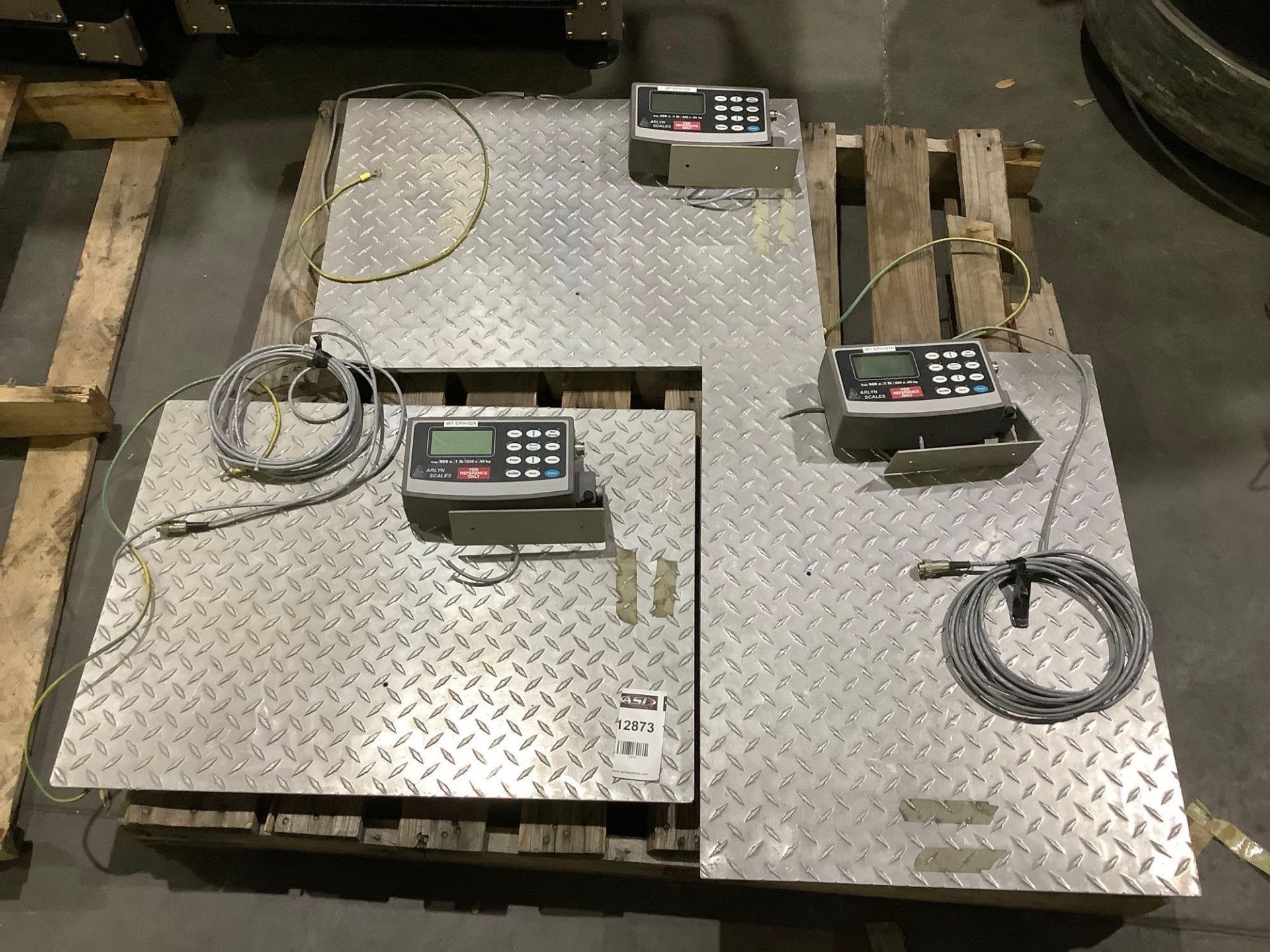 LOT OF 3 ARLYN P5 38998 SCALE PLATFORM W/ MKE-5-IS DIGITAL INDICATOR CAP 500 LBS CDM