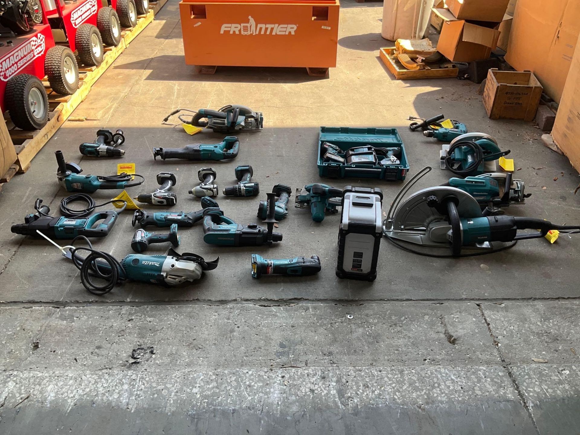 FRONTIER JOB BOX LOADED W/MAKITA TOOLS,( 22) MAKITA TOOLS INCLUDED, TOOLS RECONDITIONED - Image 11 of 11