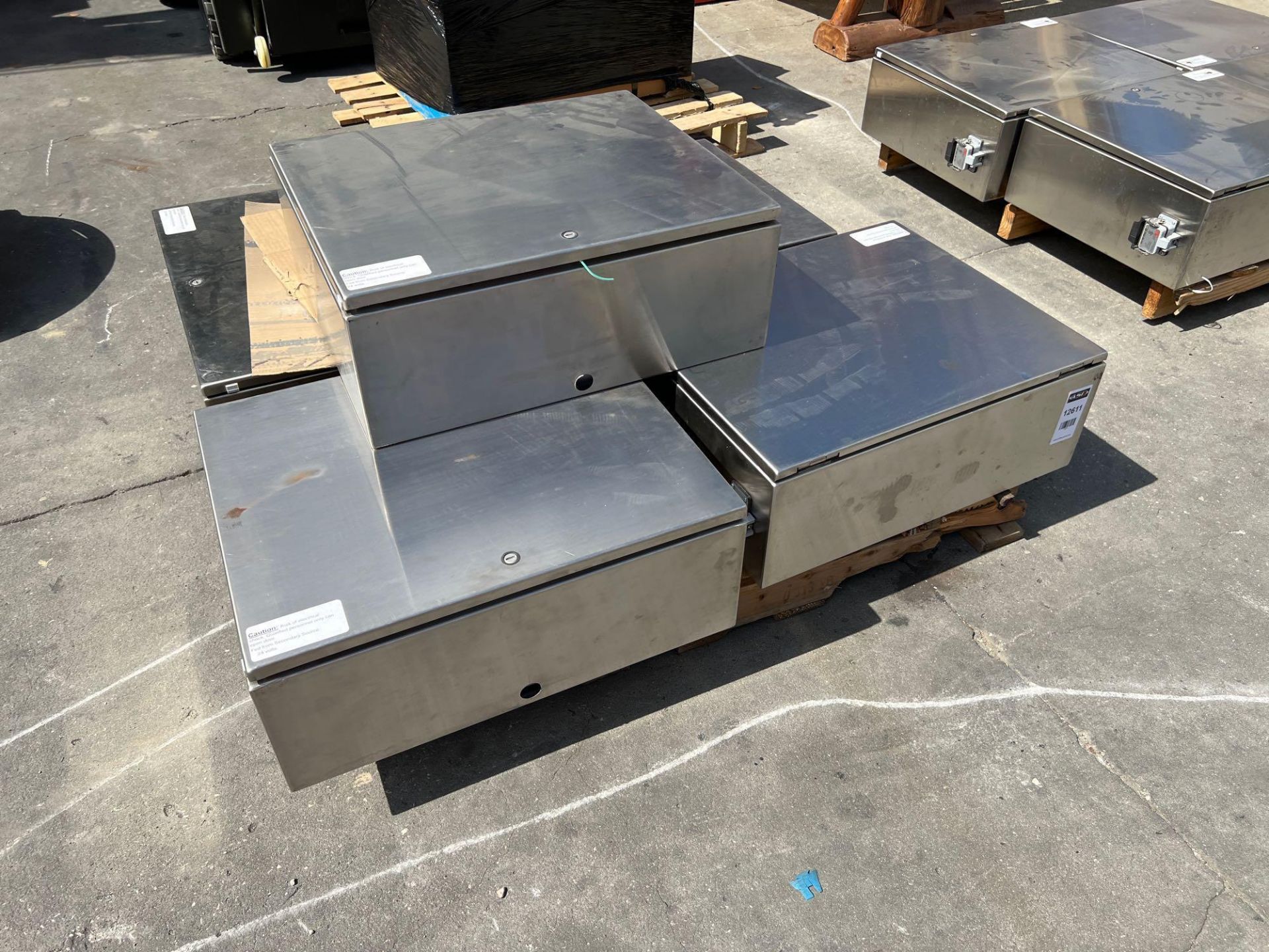 QTY 5 STAINLESS STEEL IEC ELECTRICAL ENCLOSURES, TYPE 12/4X, 24V, 1PH, UNUSED - Image 4 of 6