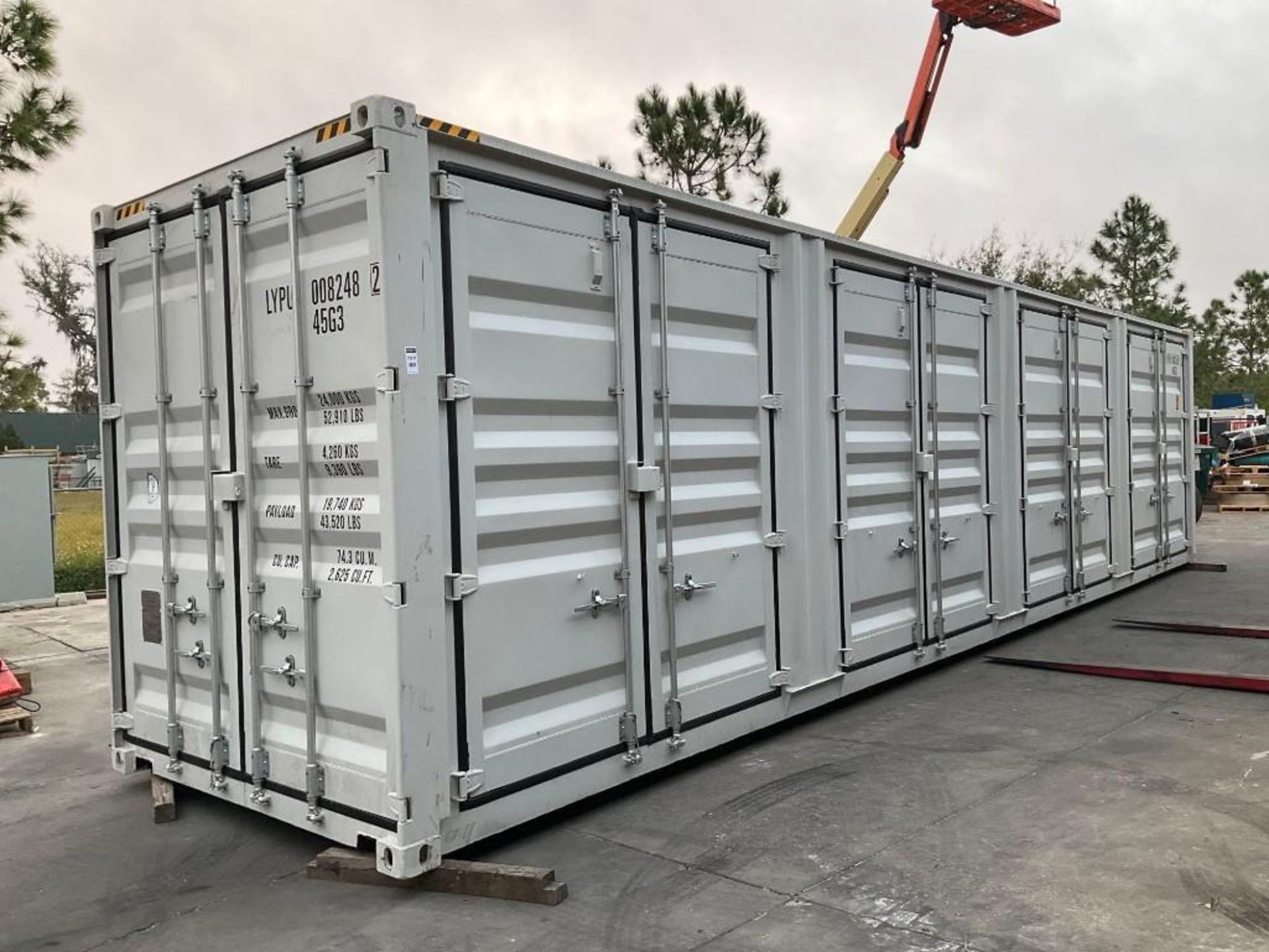 2022 STORAGE 40' CONTAINER WITH 4 SIDE DOORS AND 1 END DOOR