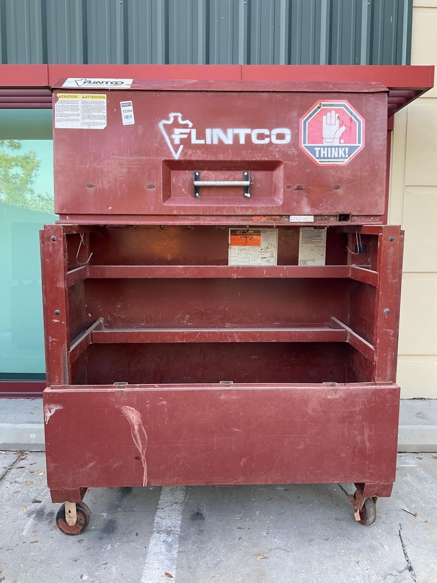 INDUSTRIAL TOOL BOX ON WHEELS - Image 6 of 6