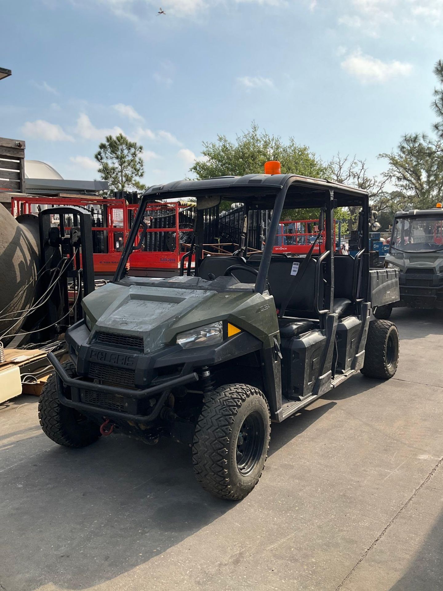 2017 POLARIS RANGER 4x4 ATV, GAS POWERED, CREW CAB, MANUAL DUMP BED, HITCH - Image 2 of 12