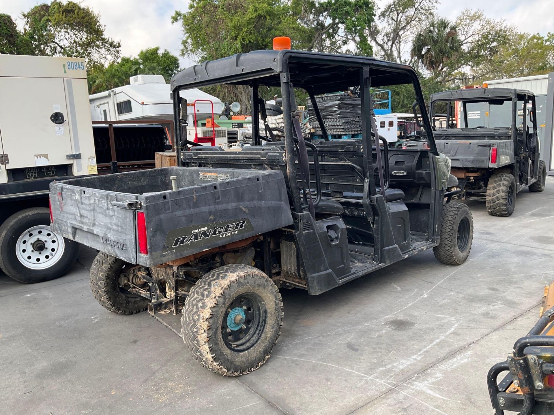 2017 POLARIS RANGER 4x4 ATV, GAS POWERED, CREW CAB, MANUAL DUMP BED, HITCH - Image 6 of 12