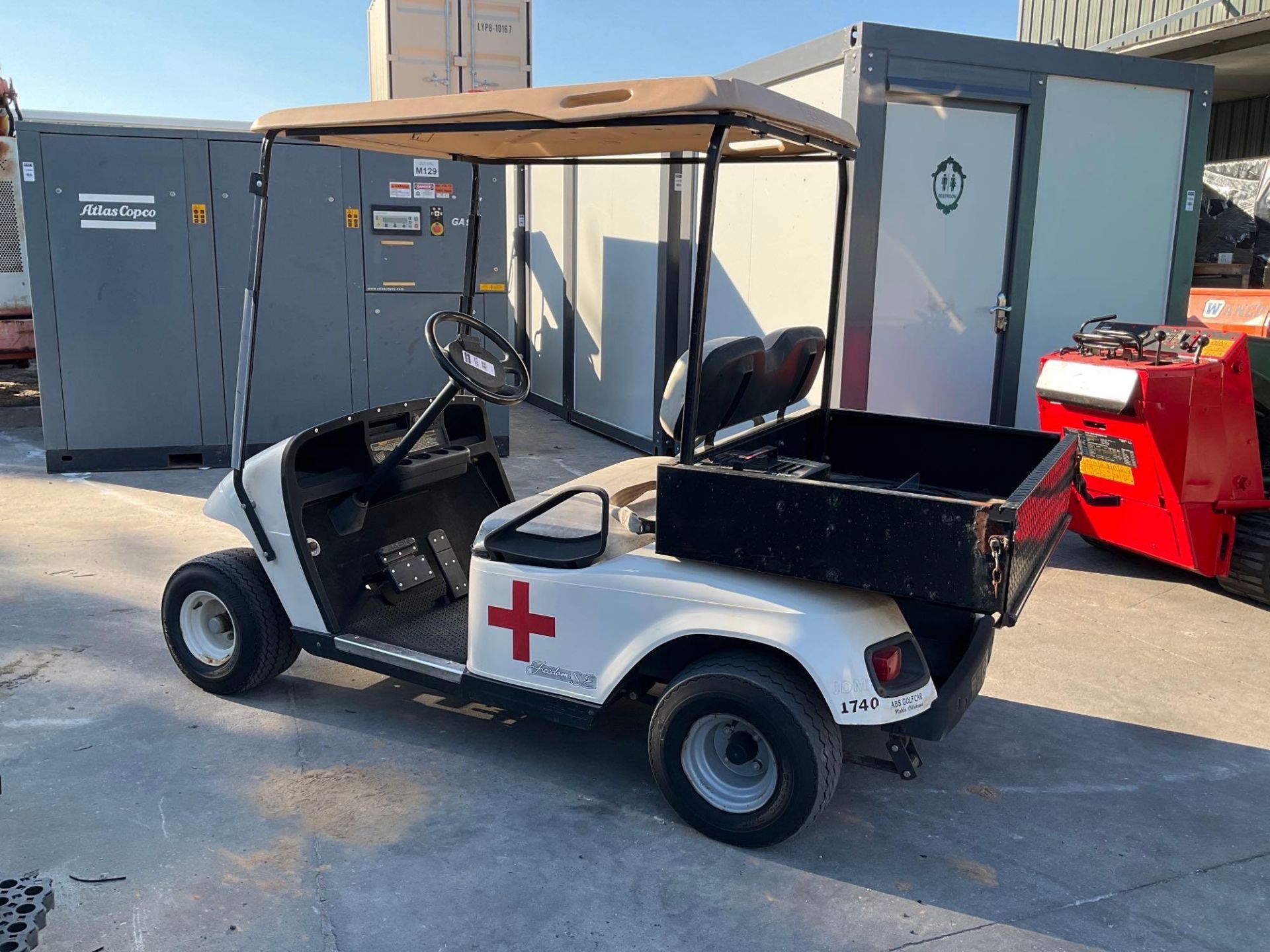 EZ-GO FREEDOM SE GOLF CART , ELECTRIC, UTILITY/STORAGE BED, BILL OF SALE ONLY, - Image 3 of 12