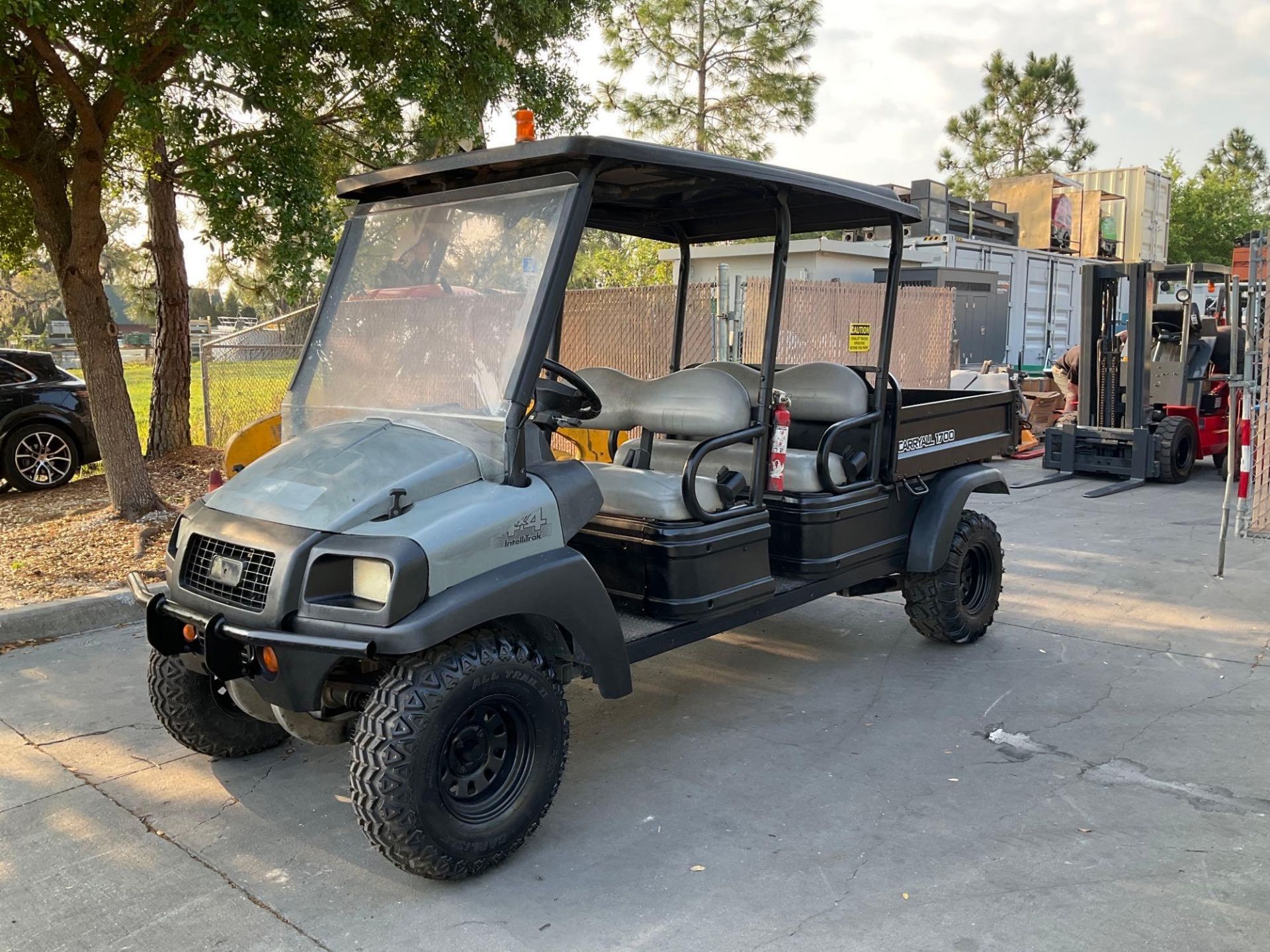 2016 CLUB CAR CARRYALL 1700 SE DSL ATV , DIESEL, KUBOTA ENGINE , CREW CAB, MANUAL DUMP BED, HITCH, B