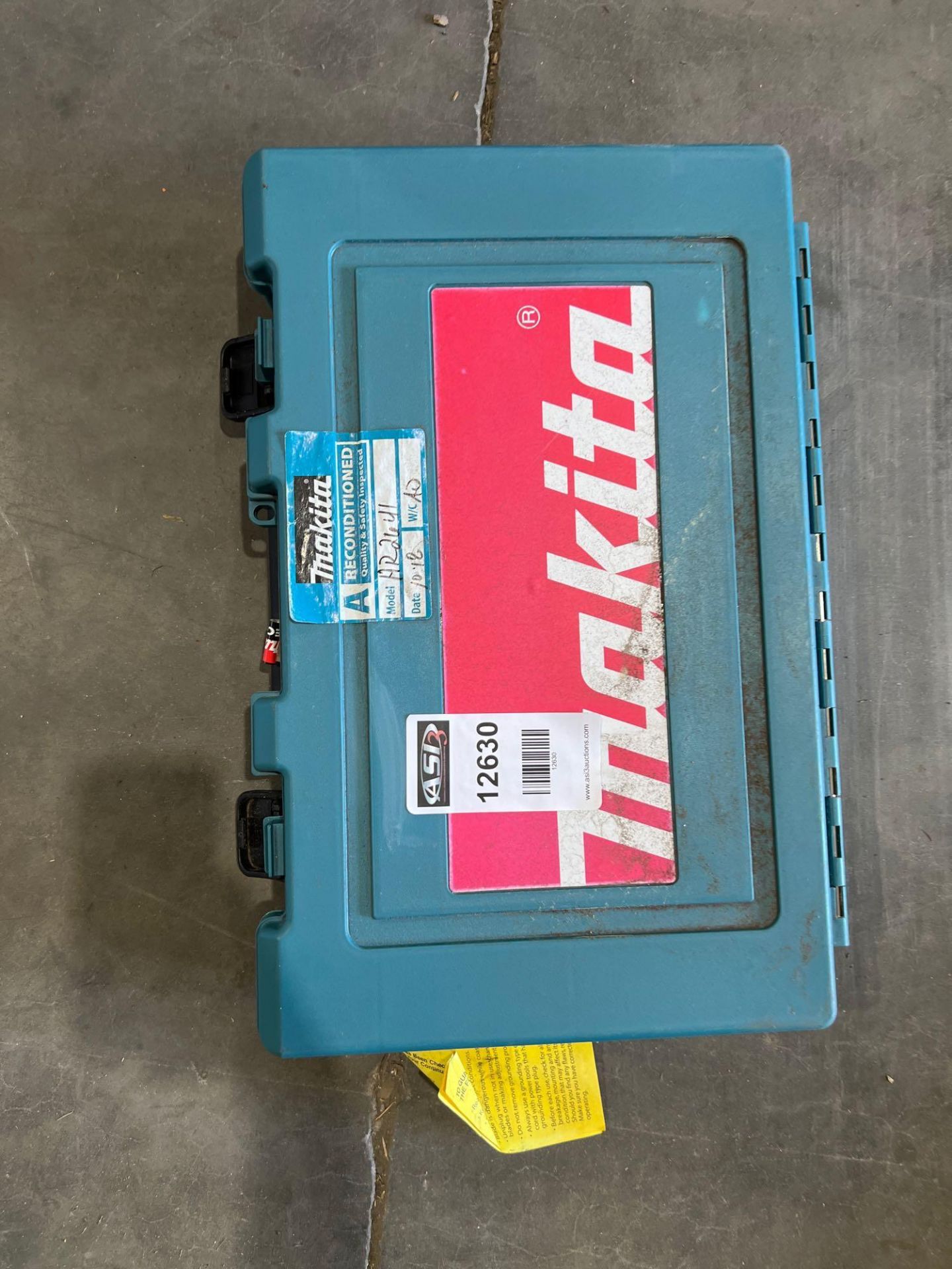 UNUSED MAKITA COMBINATION HAMMER DRILL WITH CARRY CASE - Image 3 of 3