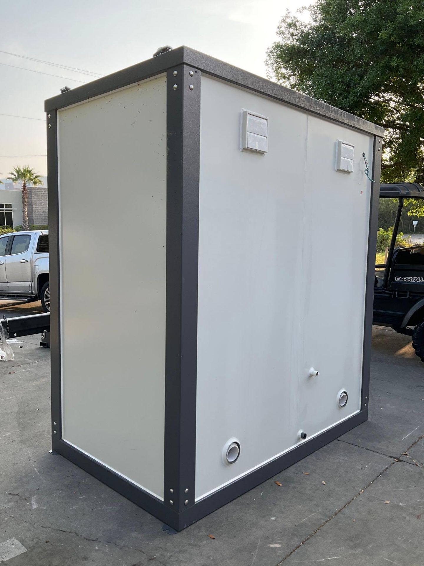 UNUSED PORTABLE DOUBLE BATHROOM UNIT, 2 STALLS, ELECTRIC & PLUMBING HOOK UP WITH EXTERIOR PLUMBING C - Image 2 of 12