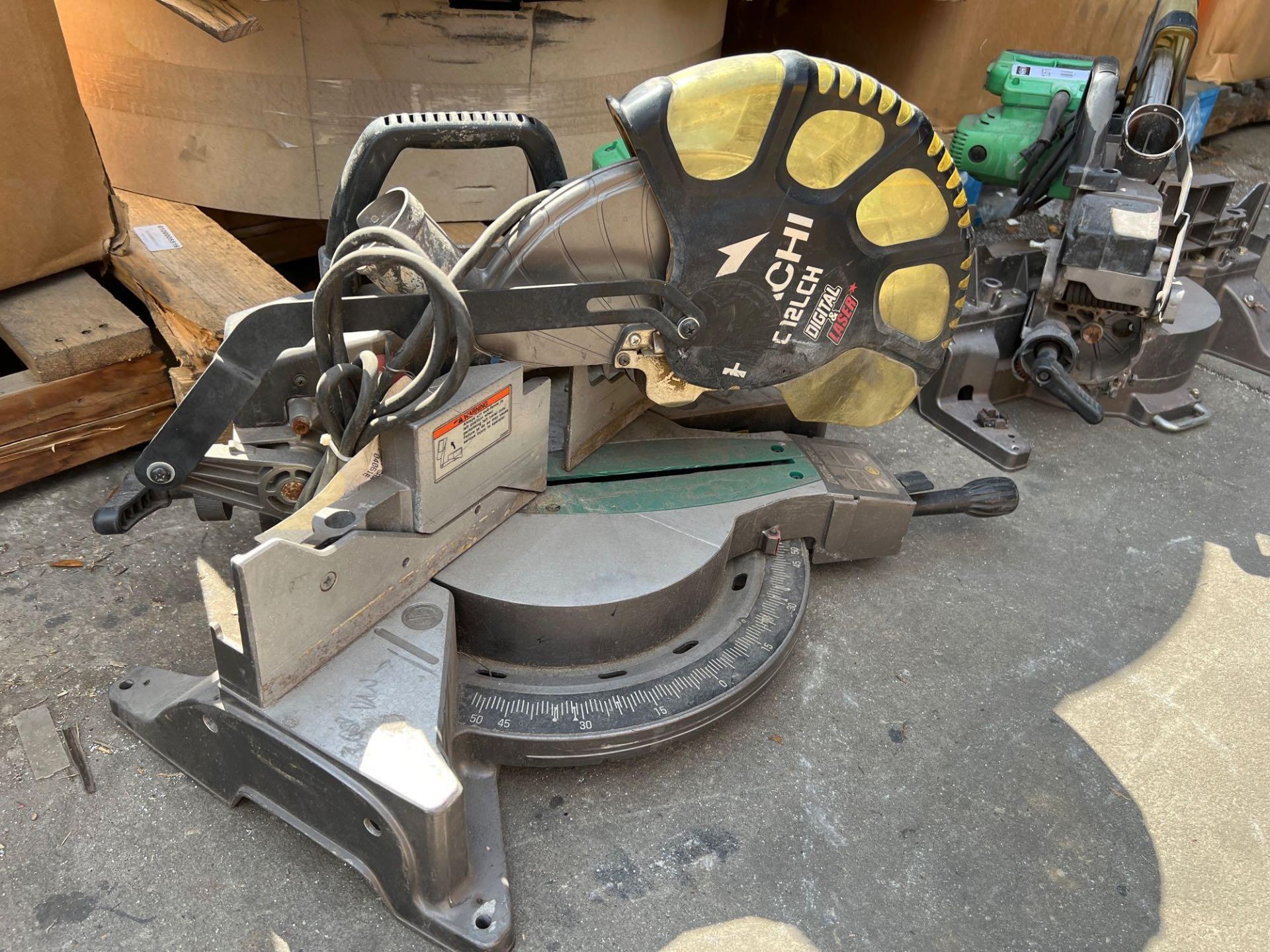 HITACHI C12LCH COMPOUND SAW