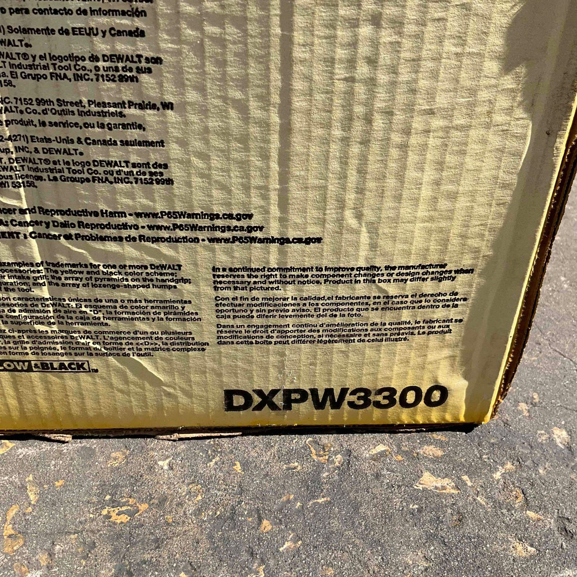 UNUSED DEWALT 3300PSI 2.4 GPM GAS PRESSURE WASHER MODEL DXPW3300 - Image 7 of 8