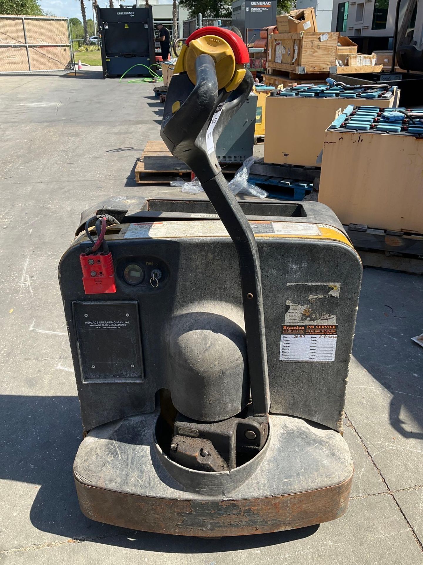 YALE PALLET JACK MODEL MPB040-EN24T2748, ELECTRIC, 24 VOLTS, APPROX MAX CAPACITY 4000LBS, BUILT IN B - Image 8 of 12