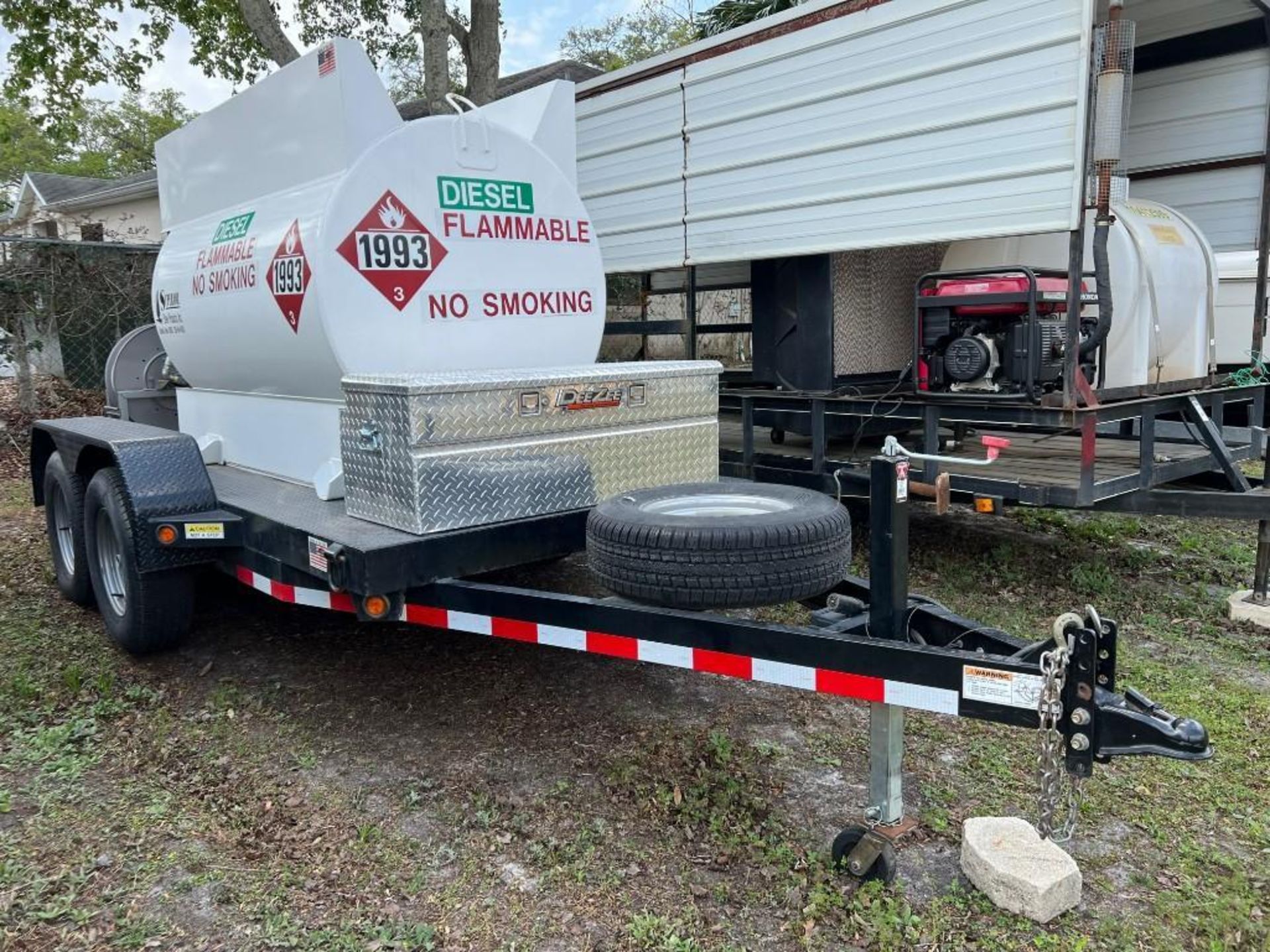 2016 SUPERIOR STEEL DIESEL FUEL TANK TRAILER, APPROX 7000 GVWR, TRL APPROX 12FT LONG,  APPROX 500 GA - Image 2 of 17