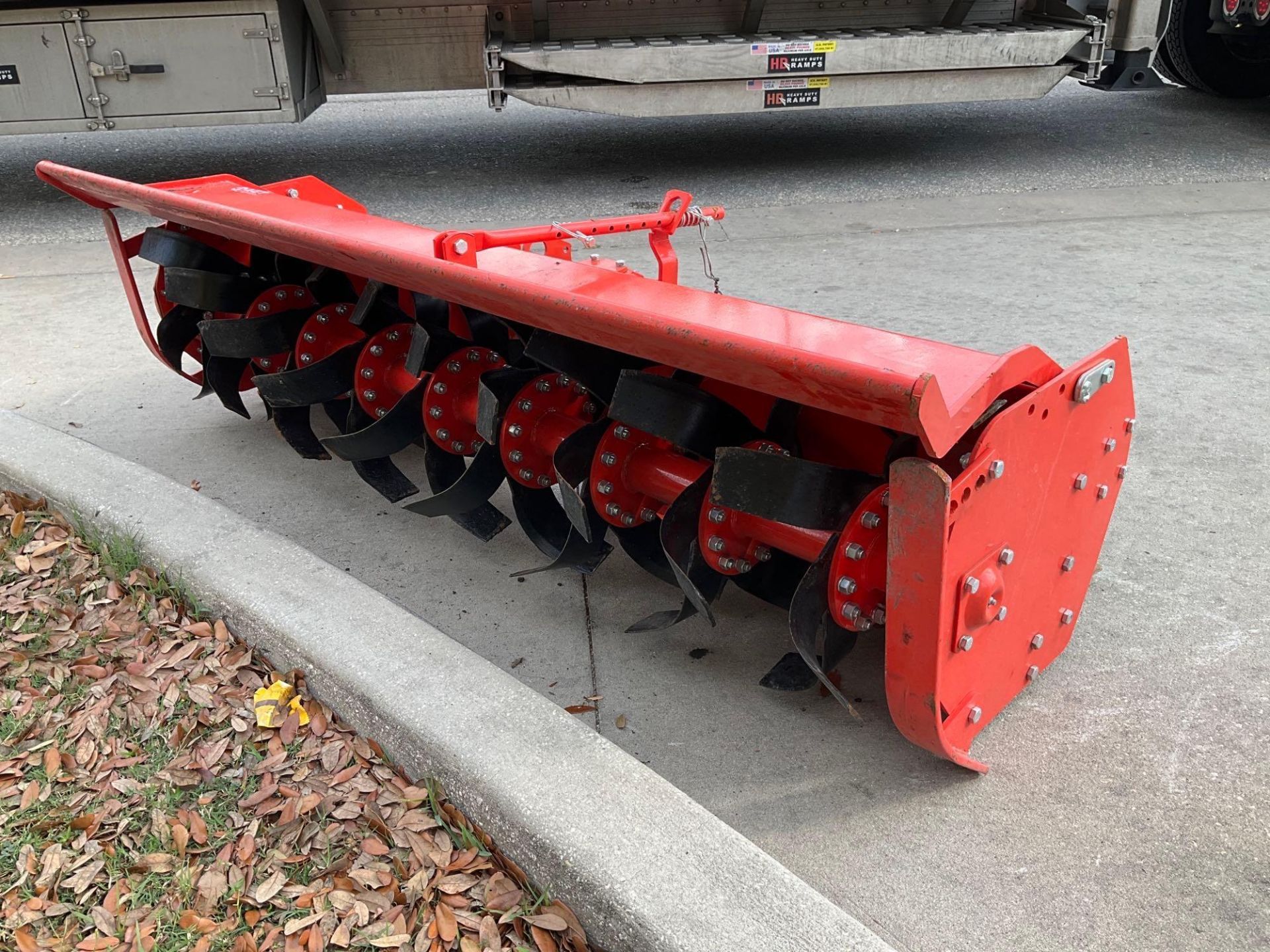 UNUSED 2022 MOWER KING HEAVY DUTY 3 POINT ROTARY TILLER ATTACHMENT MODEL TAS81 FOR UNIVERSAL SKID ST - Image 3 of 6