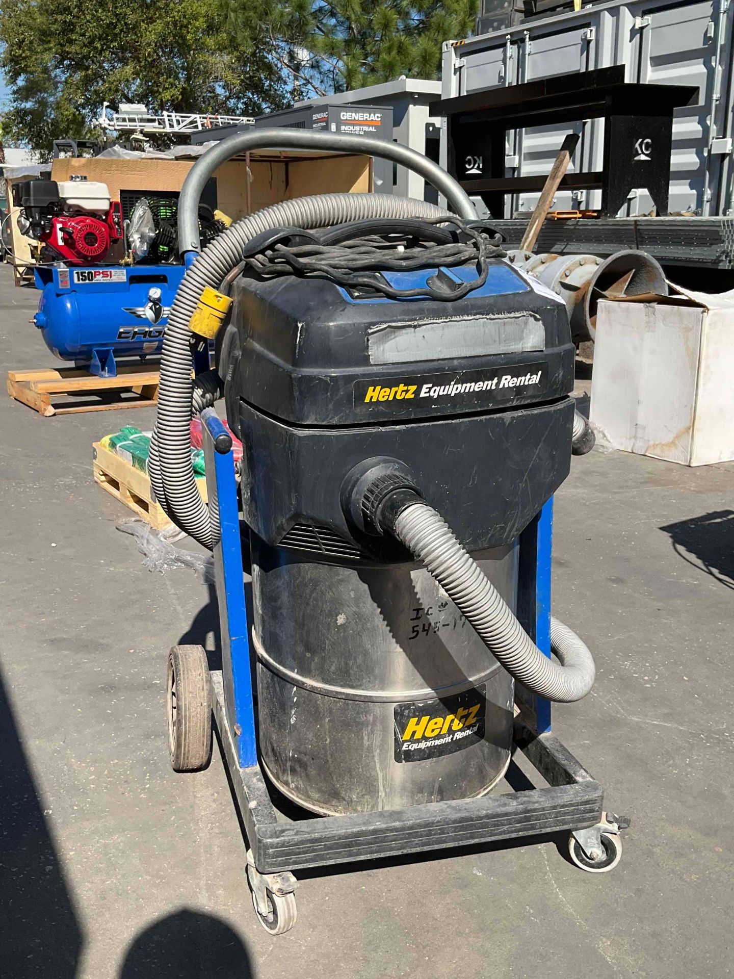 WAP SQ 17 GALLON COMMERCIAL WET/DRY VAC, APPROX 120VOLTS, APPROX 60HZ - Image 3 of 7