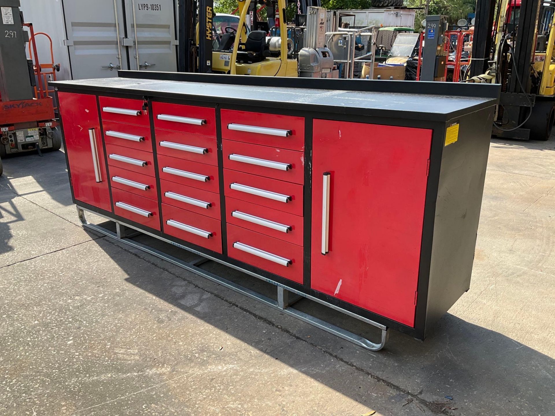 UNUSED STEELMAN WORK BENCH MODEL 10FT-15D-2-01B, APPROX 10FT, 15 DRAWERS, 2 CABINETS, KEYS TO LOCK, - Image 3 of 6