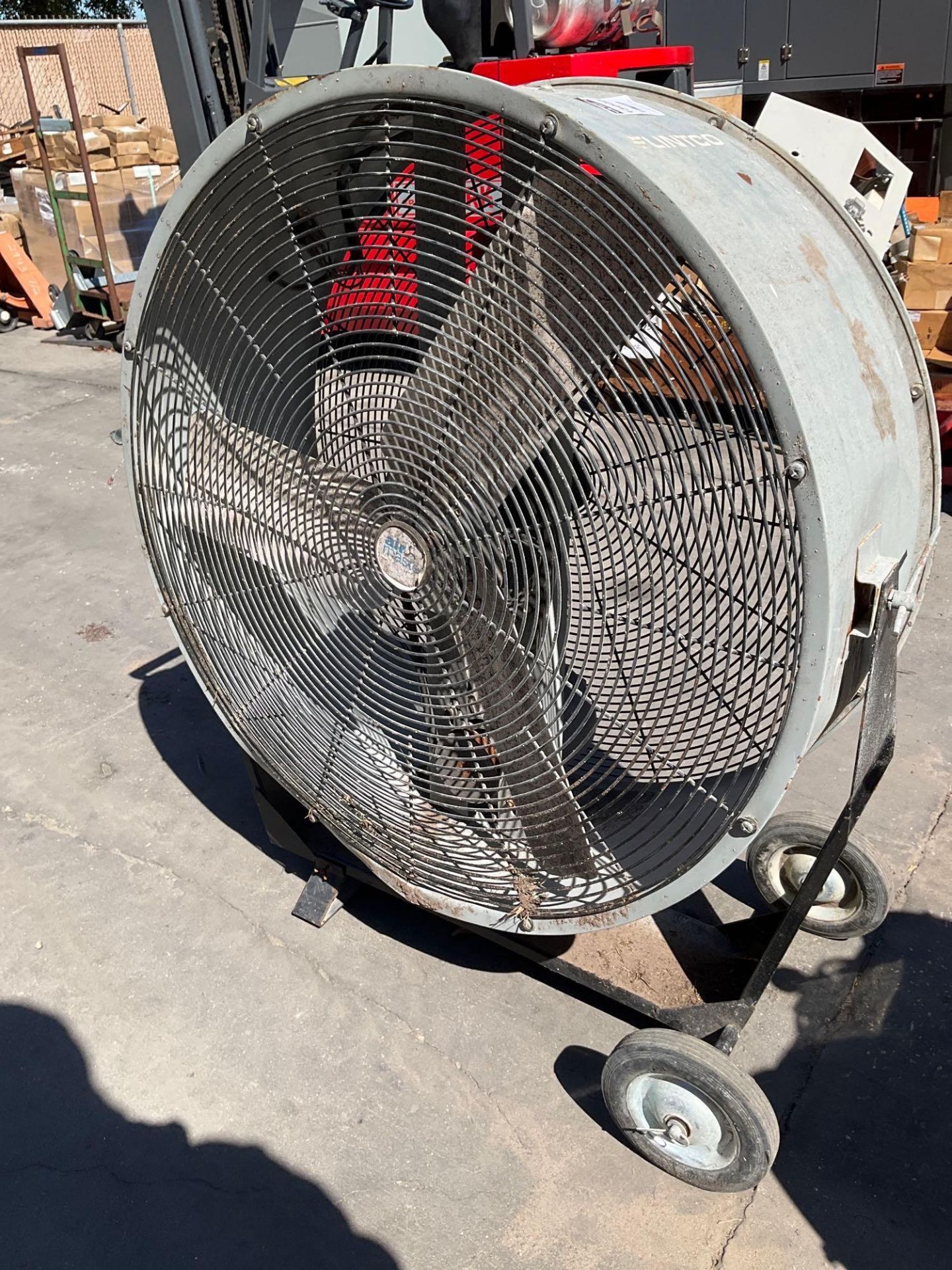 AIRMASTER BELT DRIVE PORTABLE MANCOOLER FAN ON WHEELS, ELECTRIC, DID NOT POWER ON - Image 2 of 5