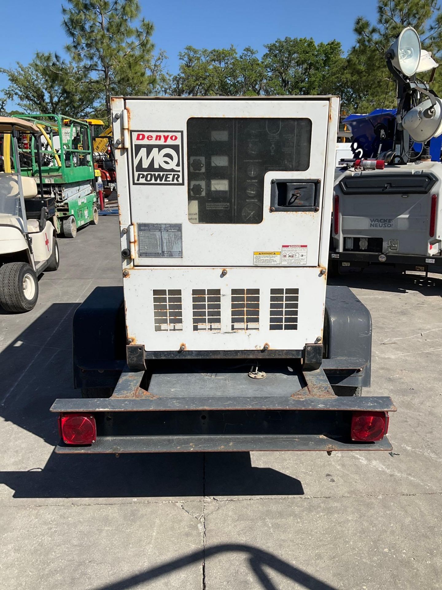 MULTIQUIP WHISPERWATT 25 GENERATOR MODEL DCA-25SSIU3, DIESEL, TRAILER MOUNTED, ISUZU ENGINE, PHASE 3 - Image 7 of 21