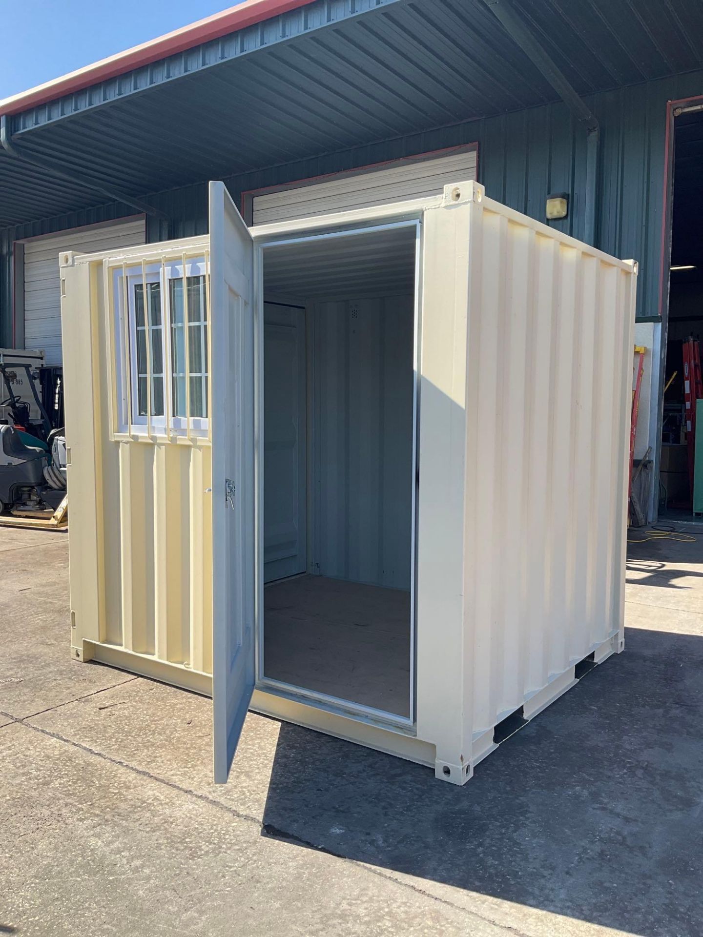 UNUSED 8' OFFICE / STORAGE CONTAINER, FORK POCKETS WITH SIDE DOOR ENTRANCE & SIDE WINDOW, APPROX 86' - Image 4 of 10