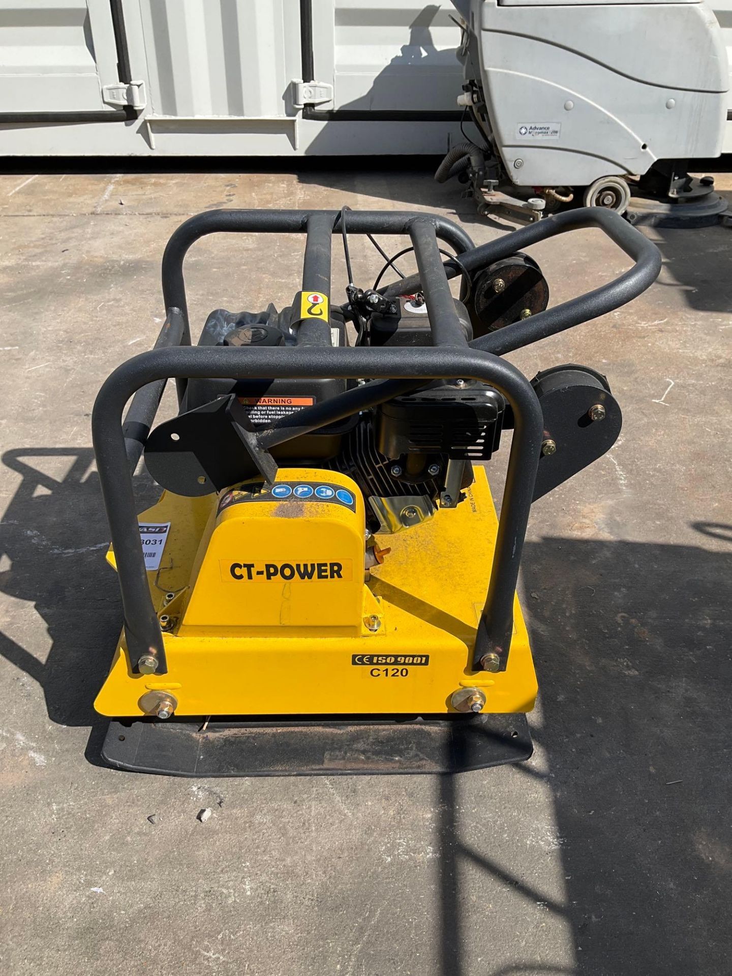 CT POWER PLATE COMPACTOR MODEL C120 WITH LONCIN 196 cc MOTOR, GAS POWERED, APPROX 4.1 KW, APPROX 420 - Image 6 of 11