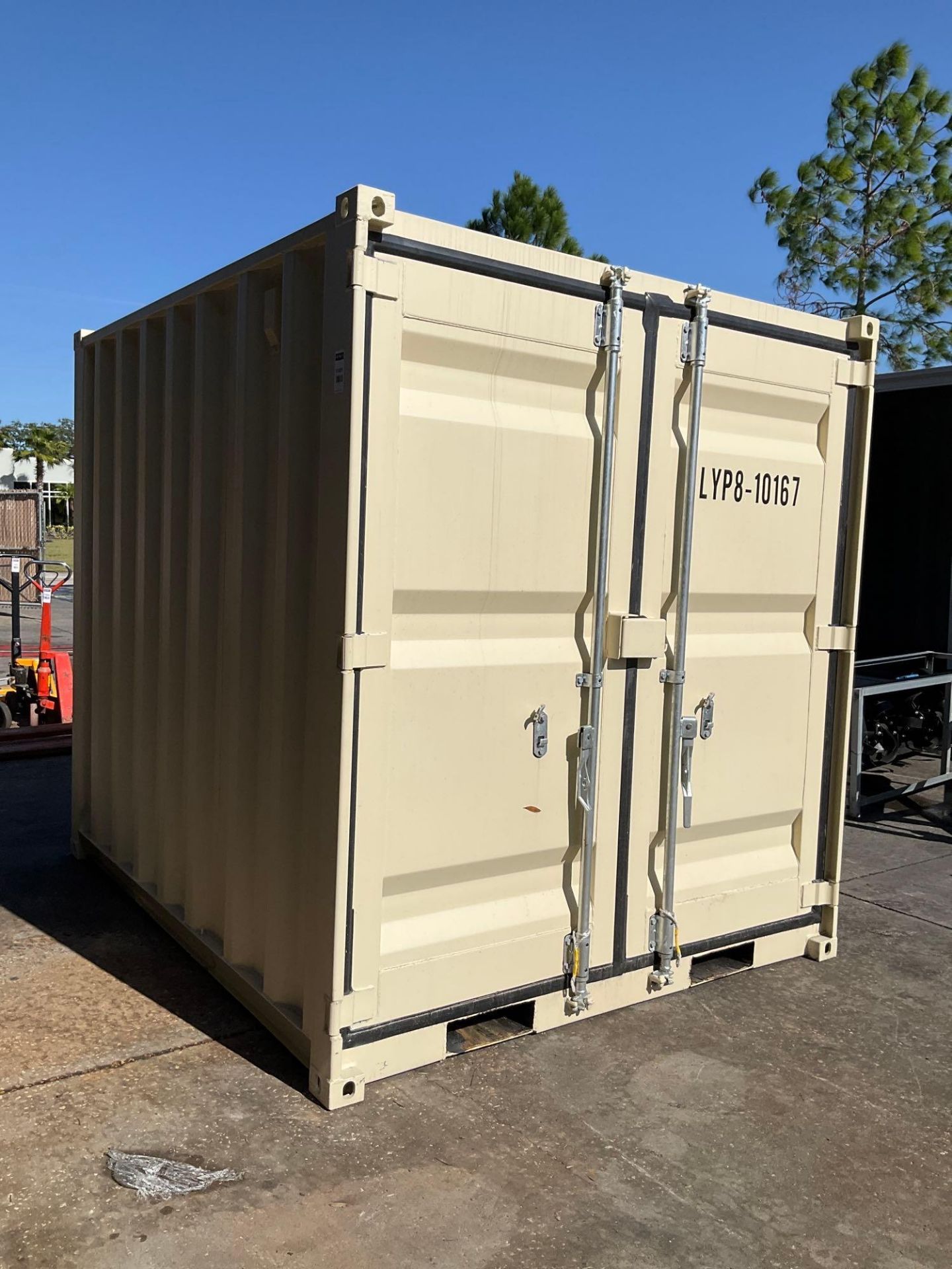 UNUSED 8' OFFICE / STORAGE CONTAINER, FORK POCKETS WITH SIDE DOOR ENTRANCE & SIDE WINDOW, APPROX 86' - Image 8 of 10