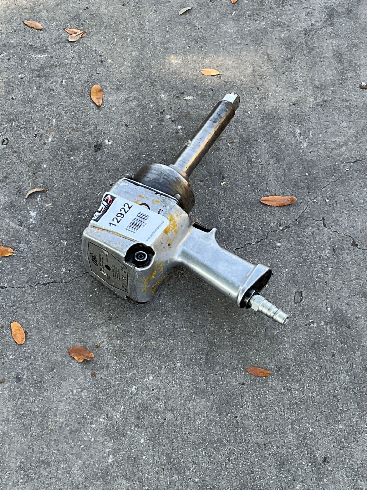 INGERSOLL-RAND 261 3/4" PNEUMATIC IMPACT WRENCH , APPROX 90 PSI, APPROX 6.2 BAR, APPROX 5,500 RPM