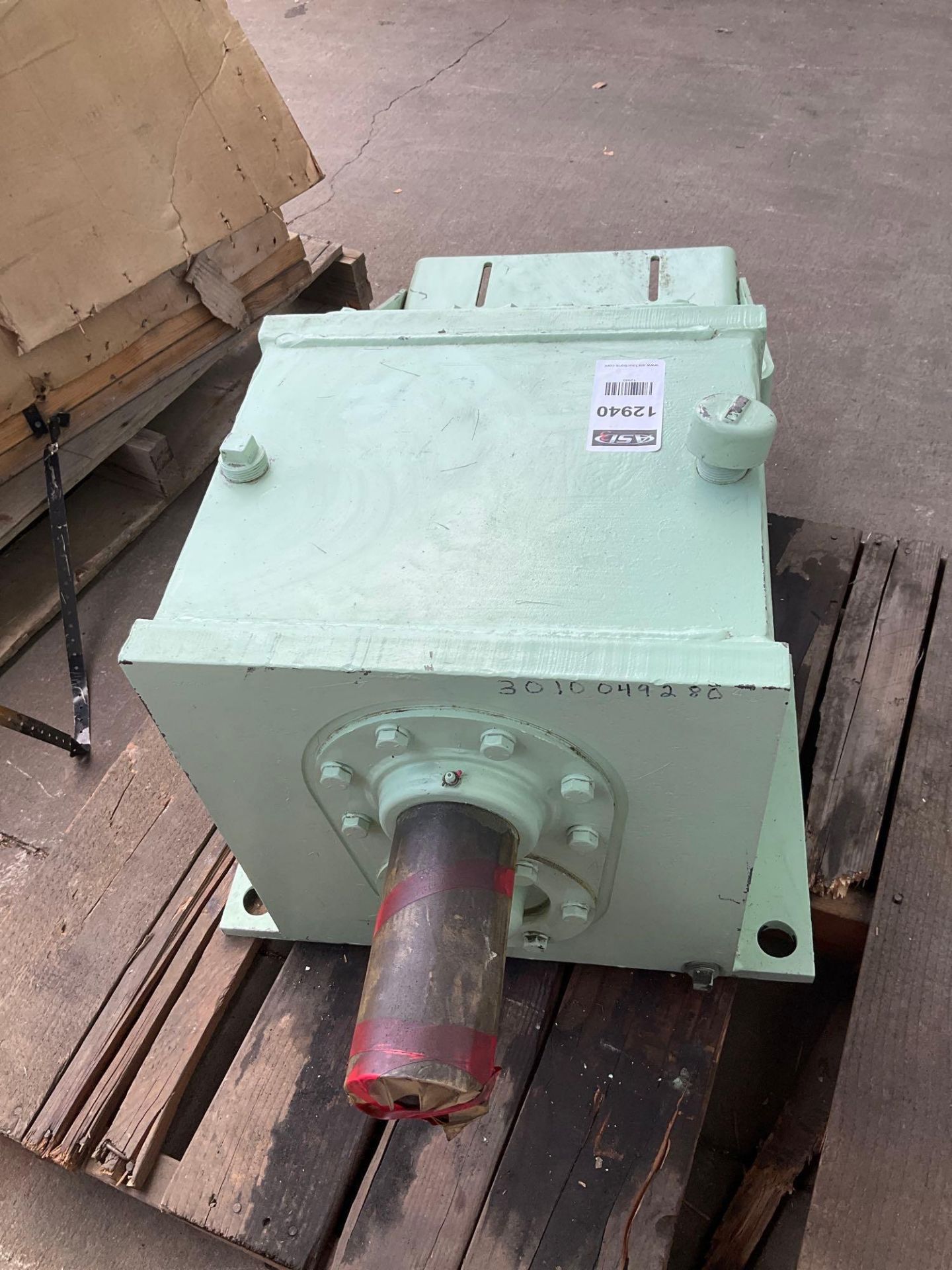 FALK ENCLOSED GEAR DRIVE MODEL 7. 52-70FZ3A, APPROX CLASS 2, APPROX INOUT RPM 1750, APPROX SERVICE R - Image 6 of 7