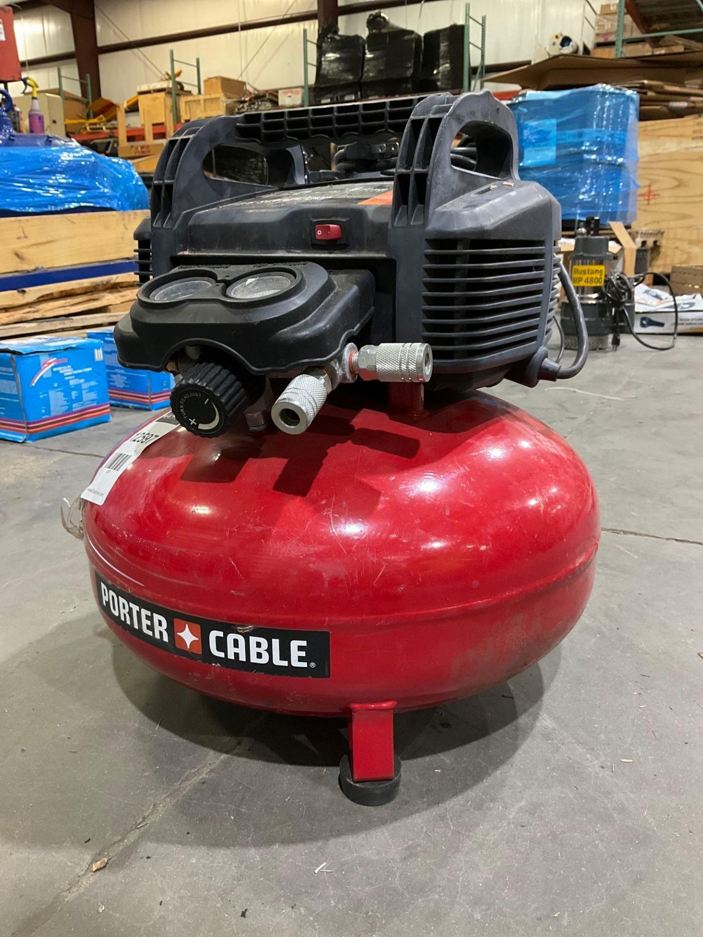 PORTER CABLE 6 GAL 150 PSI PORTABLE ELECTRIC PANCAKE AIR COMPRESSOR MODEL C2002