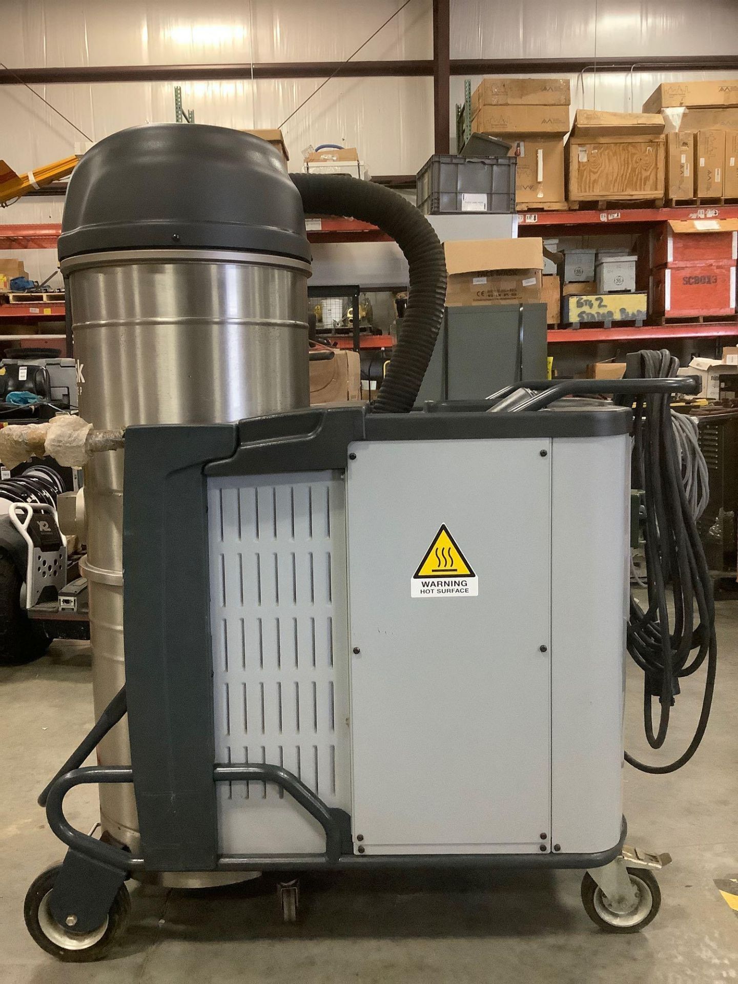 NILFISK CFM INDUSTRIAL VACUUM MODEL vHT437EXP, APPROX 460 VOLTS, - Image 7 of 11