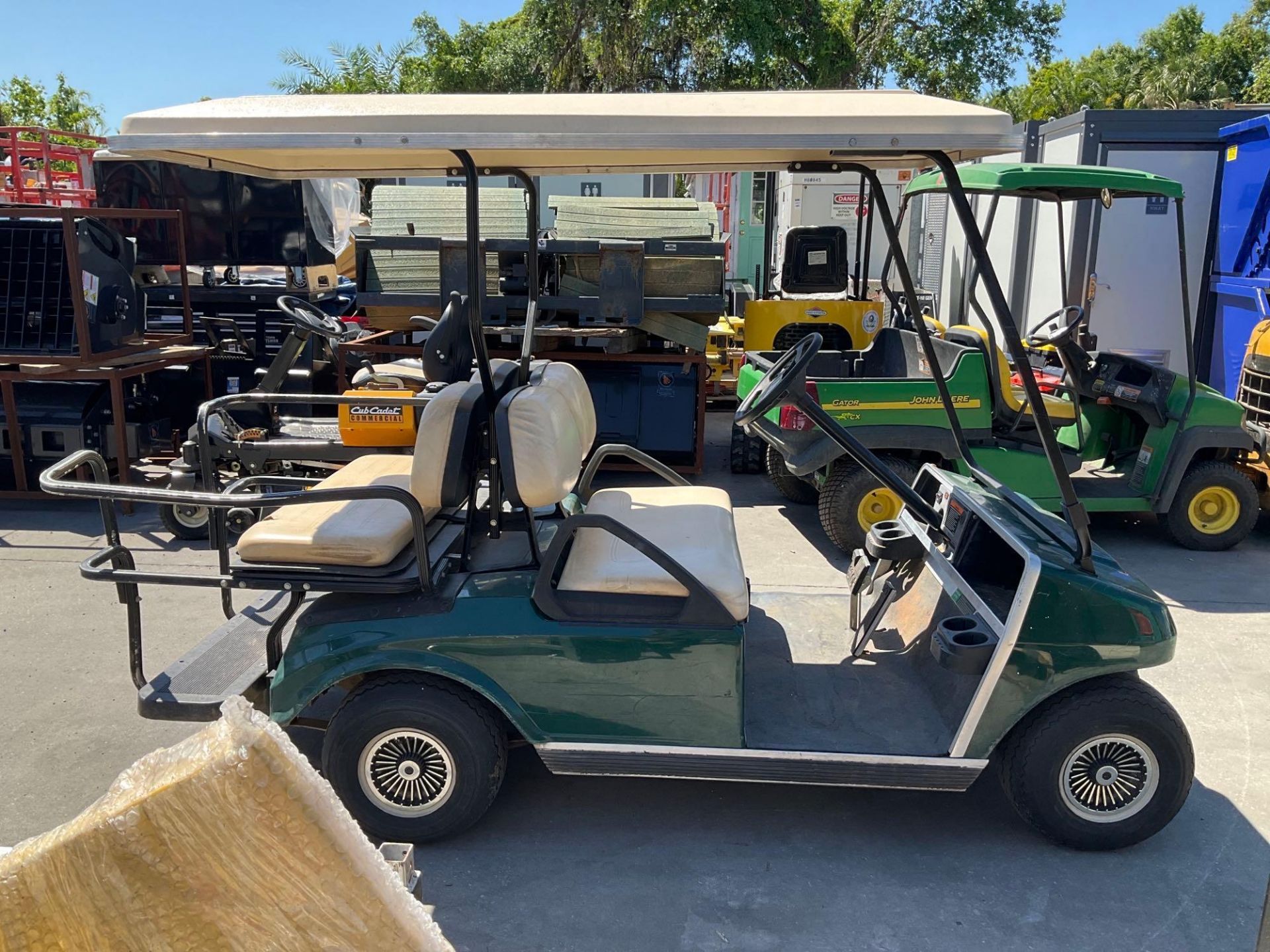 CLUB CAR GOLF CART, ELECTRIC, BACK SEAT FOLD DOWN , NEW BATTERIES, BILL OF SALE ONLY, RUNS AND DRIVE - Image 7 of 10