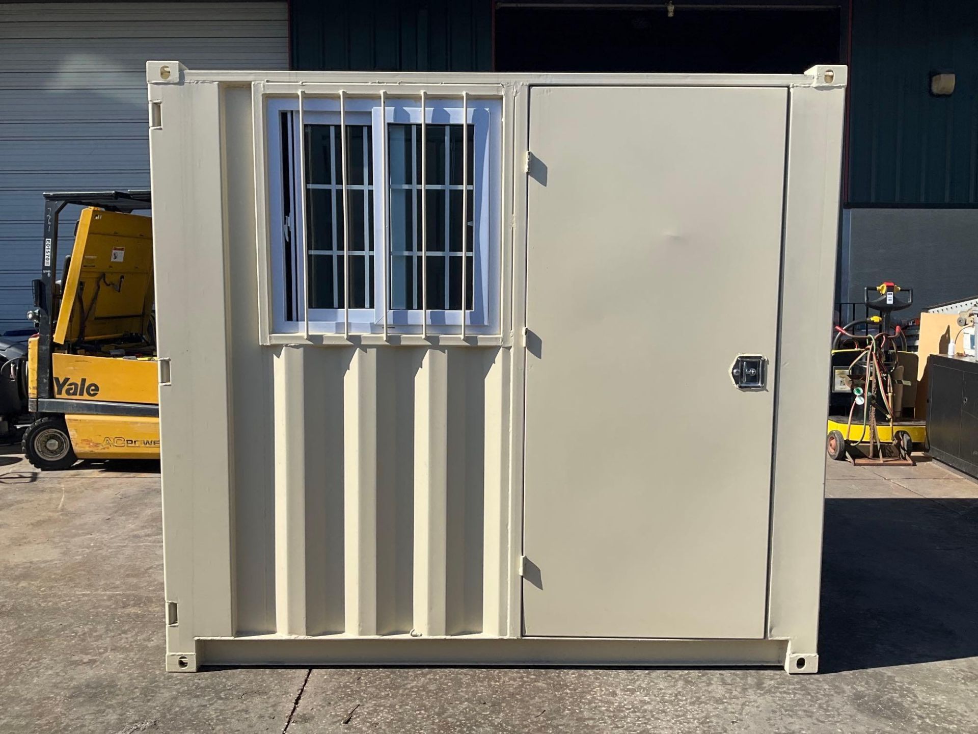 UNUSED 8' OFFICE / STORAGE CONTAINER, FORK POCKETS WITH SIDE DOOR ENTRANCE & SIDE WINDOW, APPROX 86' - Image 2 of 10